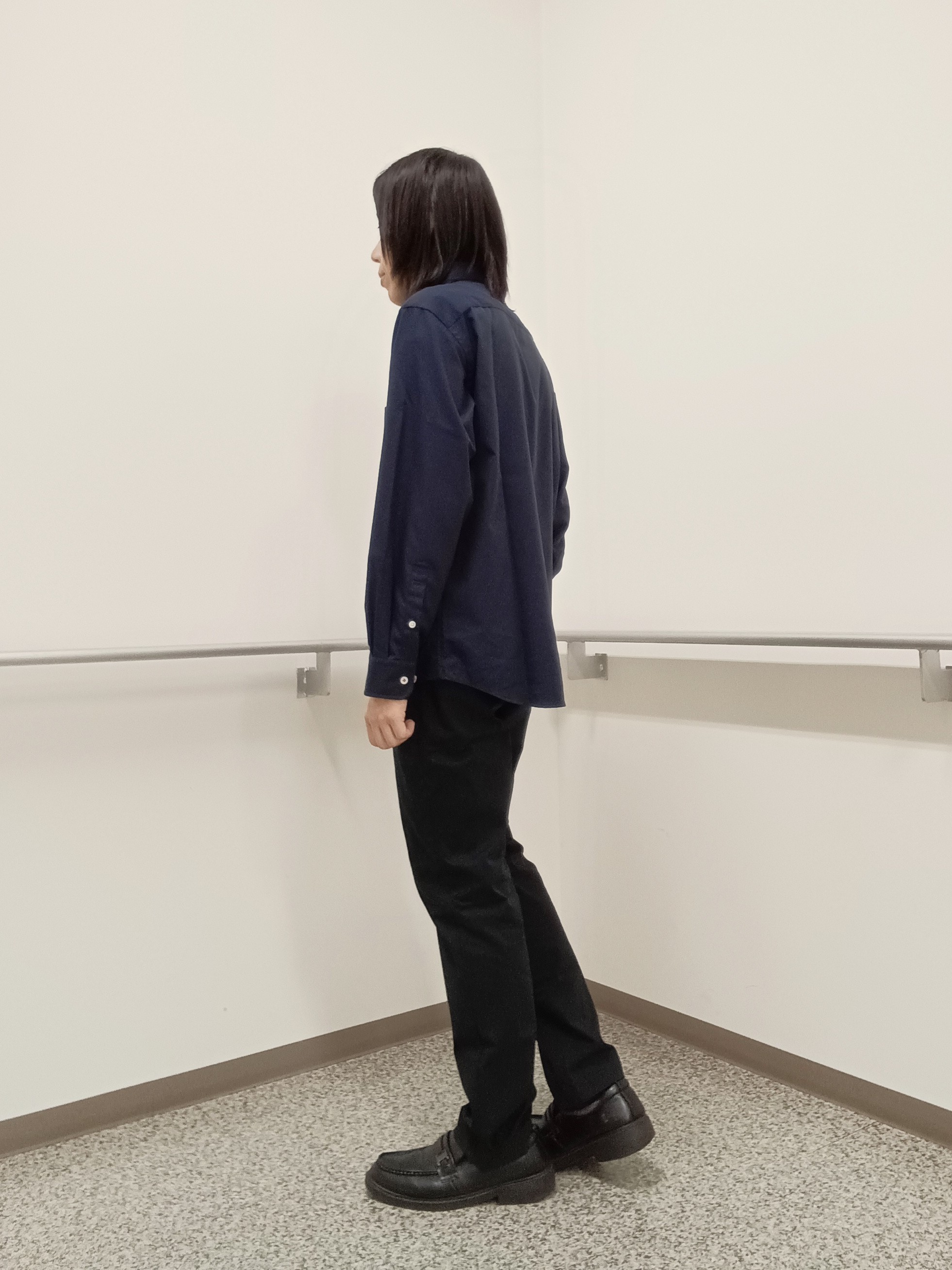 moritaさんの「TAKEO KIKUCHI｜【BOWLER HAT LABEL】日本製クルーネックカーディガン」を使ったコーディネート