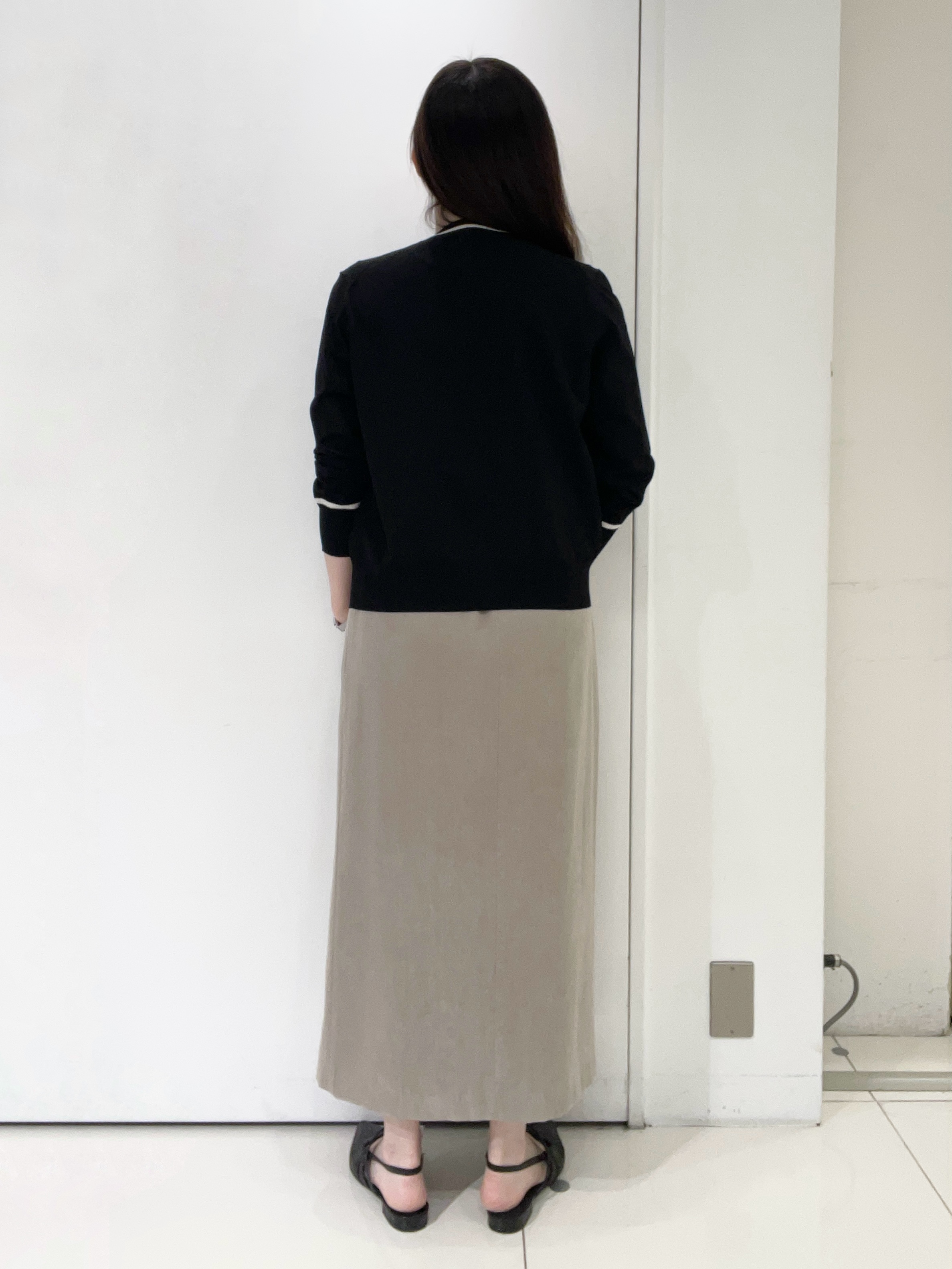 moeさんの「UNTITLED｜【アンサンブル可能/秋羽織り】コンパクトニットカーディガン」を使ったコーディネート