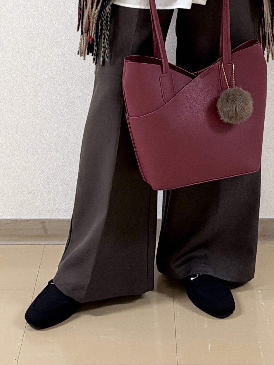 あんづさんの「SHOO･LA･RUE｜【2点セット/S-LL】着回し自在 スポンディッシュニットベスト＆フレアシャツ」を使ったコーディネート