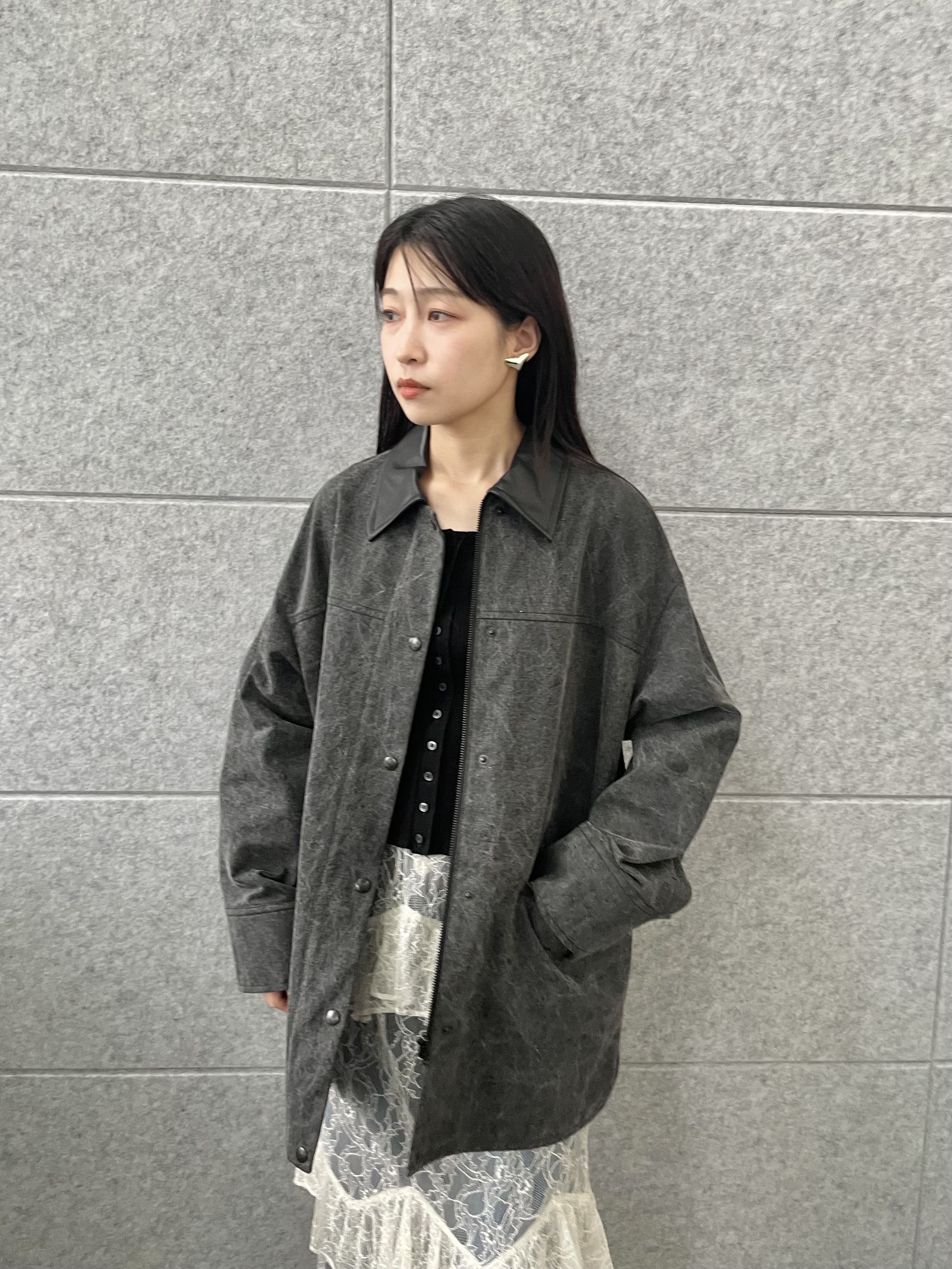 丸山加奈子さんの「CODE A｜pigment denim coverall」を使ったコーディネート