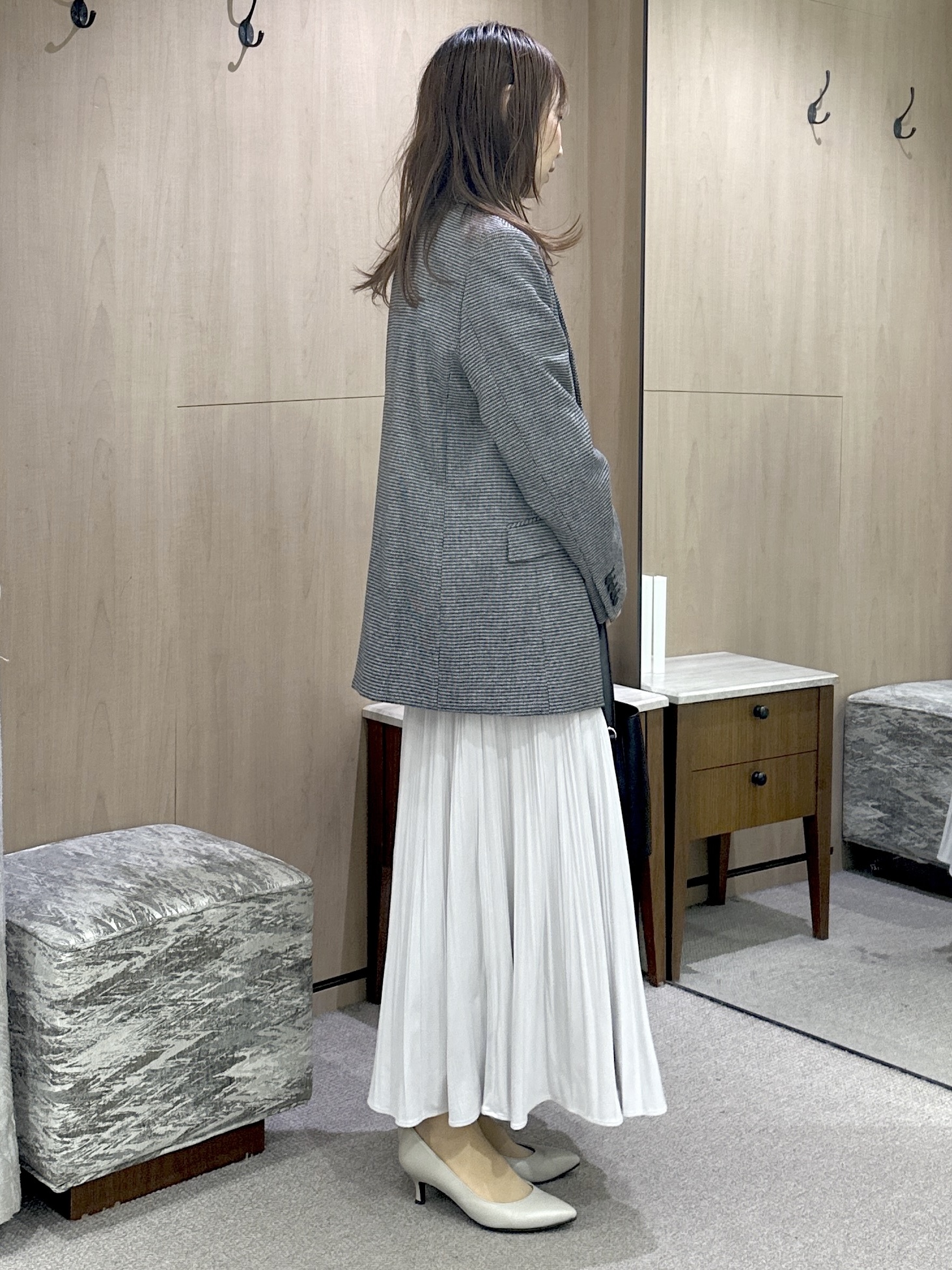 Miwaさんの「UNTITLED｜【大人の抜け感/8色展開】ボリュームスリーブニットプルオーバー」を使ったコーディネート