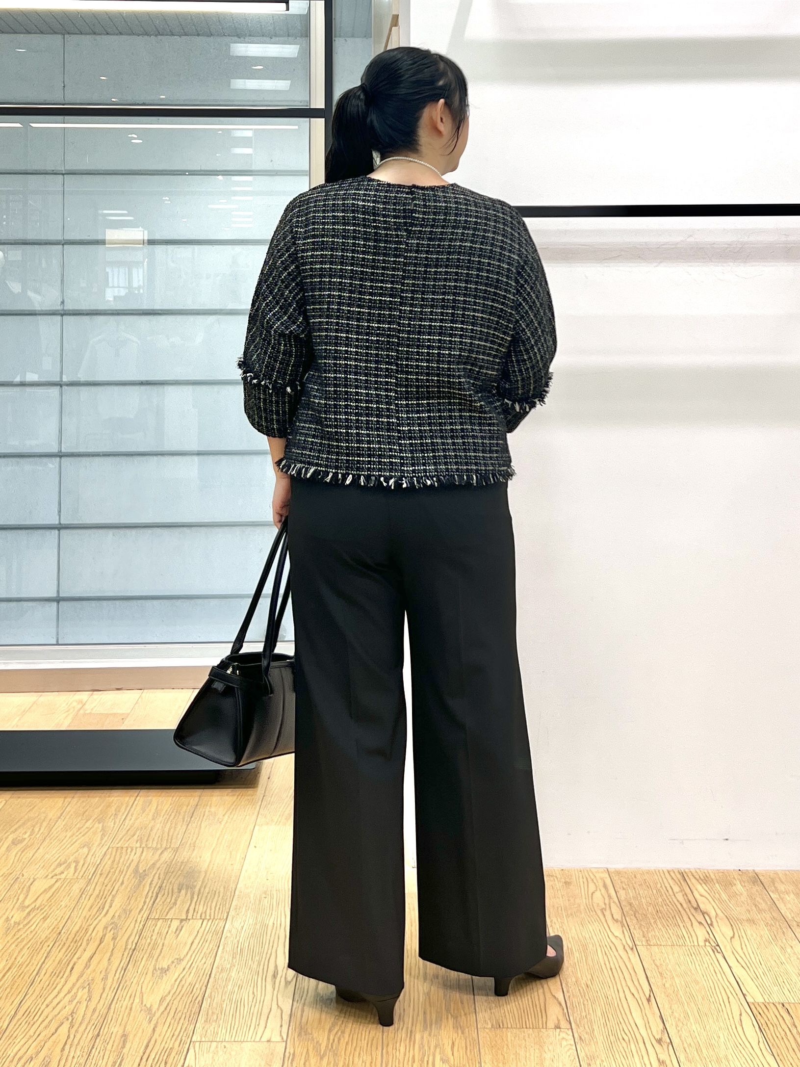 shimaさんの「INDIVI｜【華やか／1枚でサマになる】上品ツイードブラウス」を使ったコーディネート