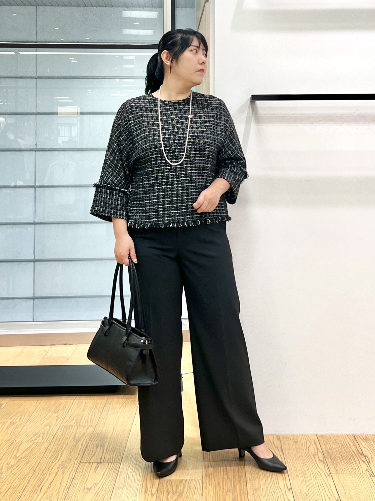shimaさんの「INDIVI｜【華やか／1枚でサマになる】上品ツイードブラウス」を使ったコーディネート