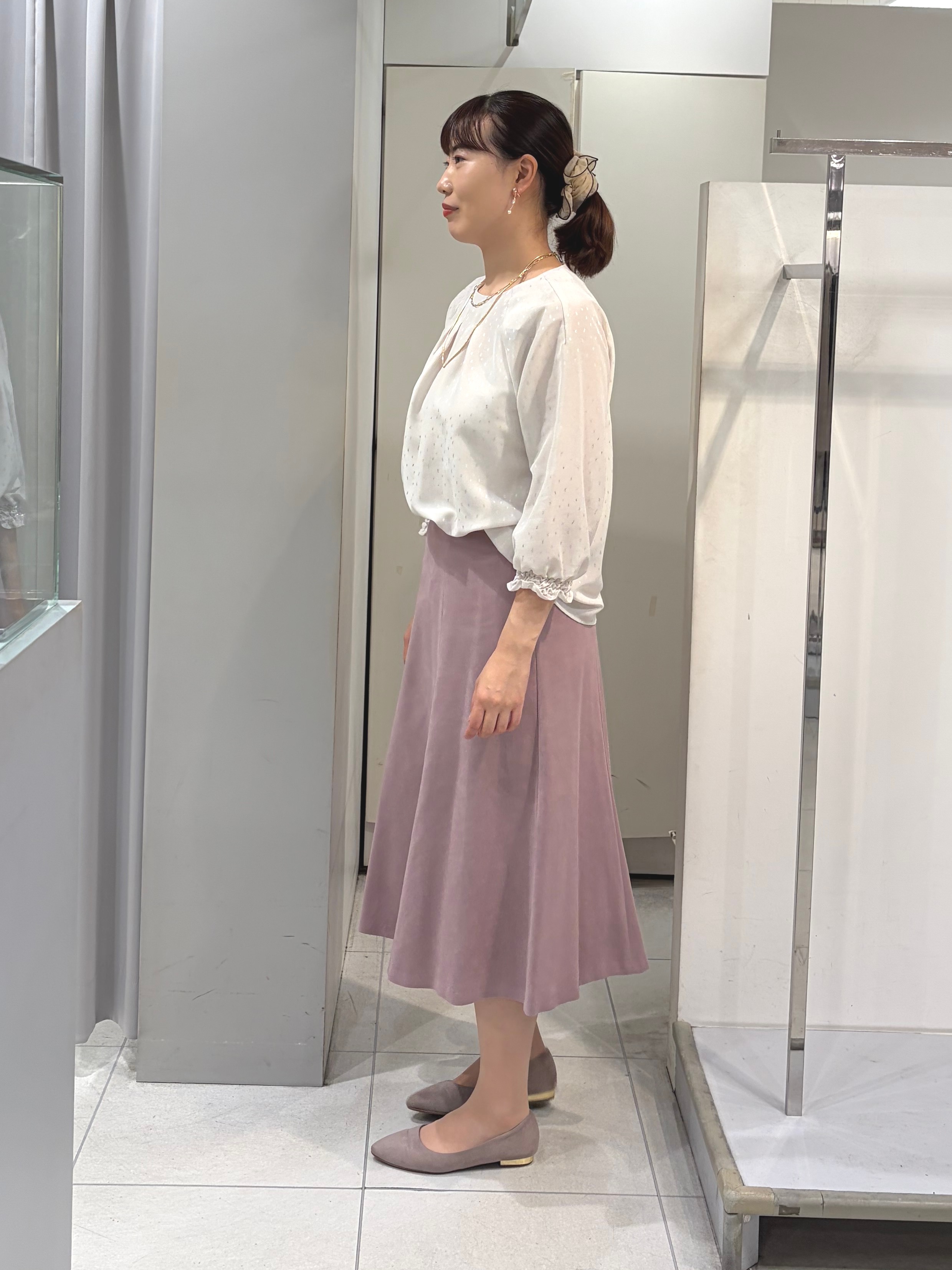 AZUSAさんの「Reflect｜タックデザイン ラグランスリーブブラウス」を使ったコーディネート