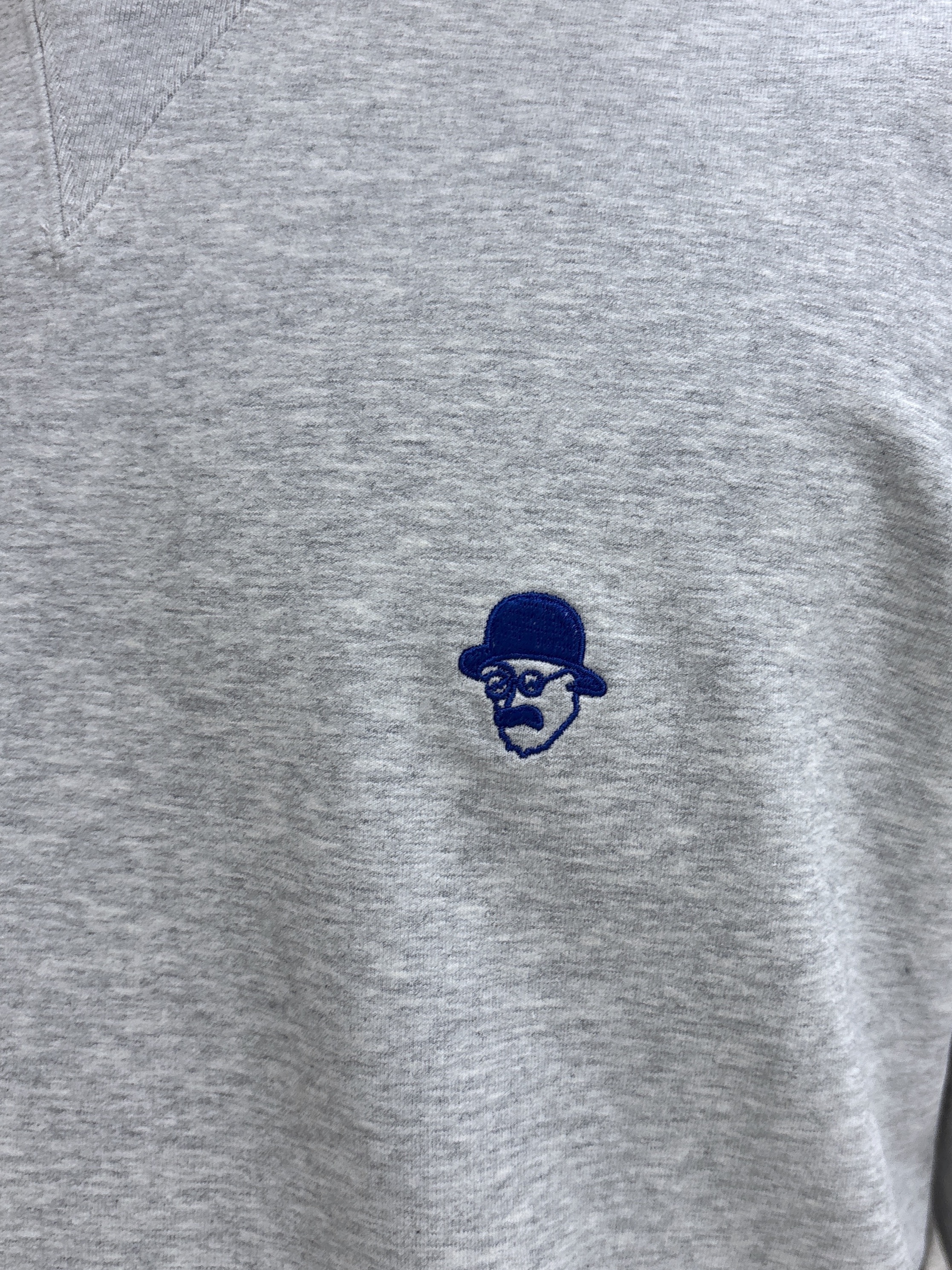 KEIさんの「TAKEO KIKUCHI｜ワンポイント刺繍 ミニ裏毛 プルオーバージャージ」を使ったコーディネート