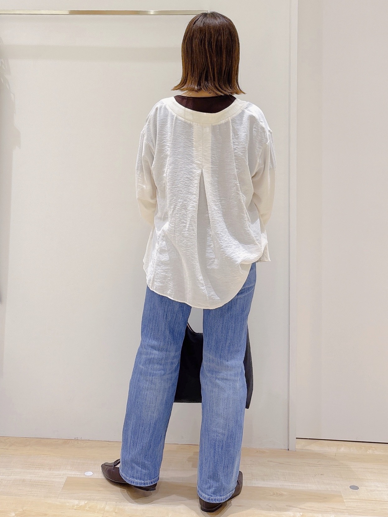 MIYUさんの「grove｜シアーシャツカーディガン」を使ったコーディネート
