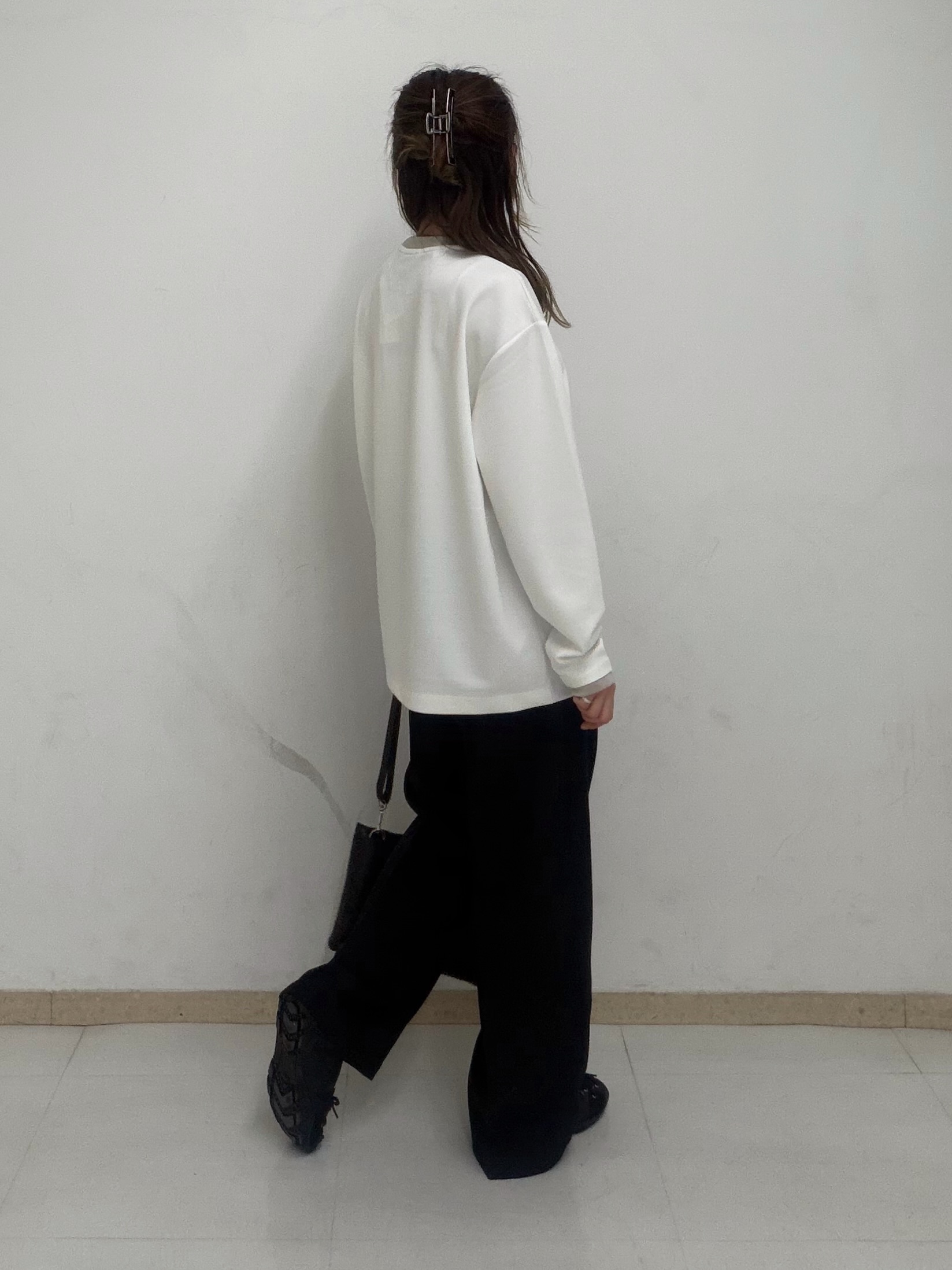 nori さんの「tk.TAKEO KIKUCHI｜【セットアップ対応可】ベルテッドワイドスラックス」を使ったコーディネート