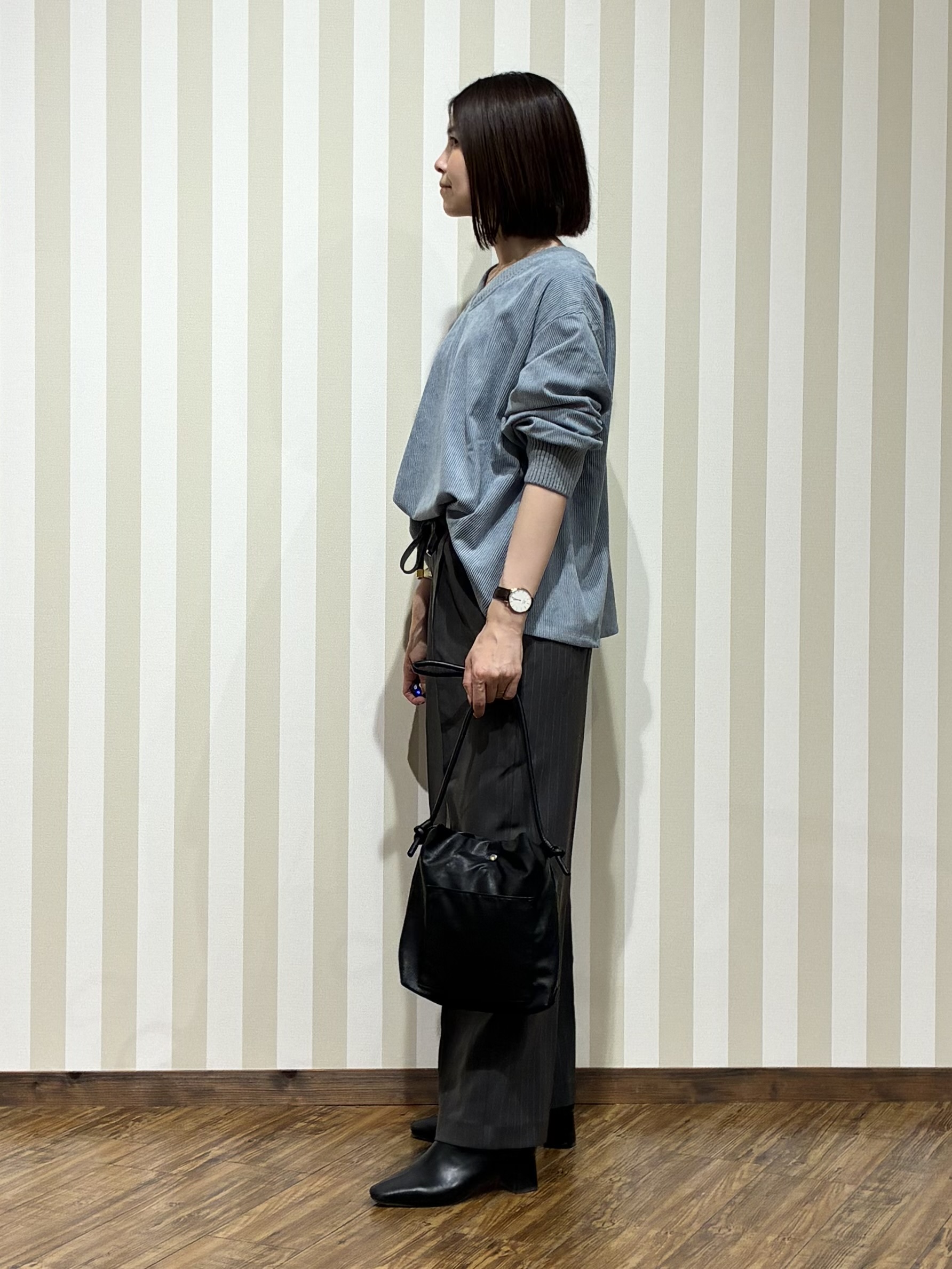 SAOさんの「SHOO･LA･RUE｜【S-LL/洗濯機可/前後2WAY】大人上品にきまる コーデュロイトップス」を使ったコーディネート