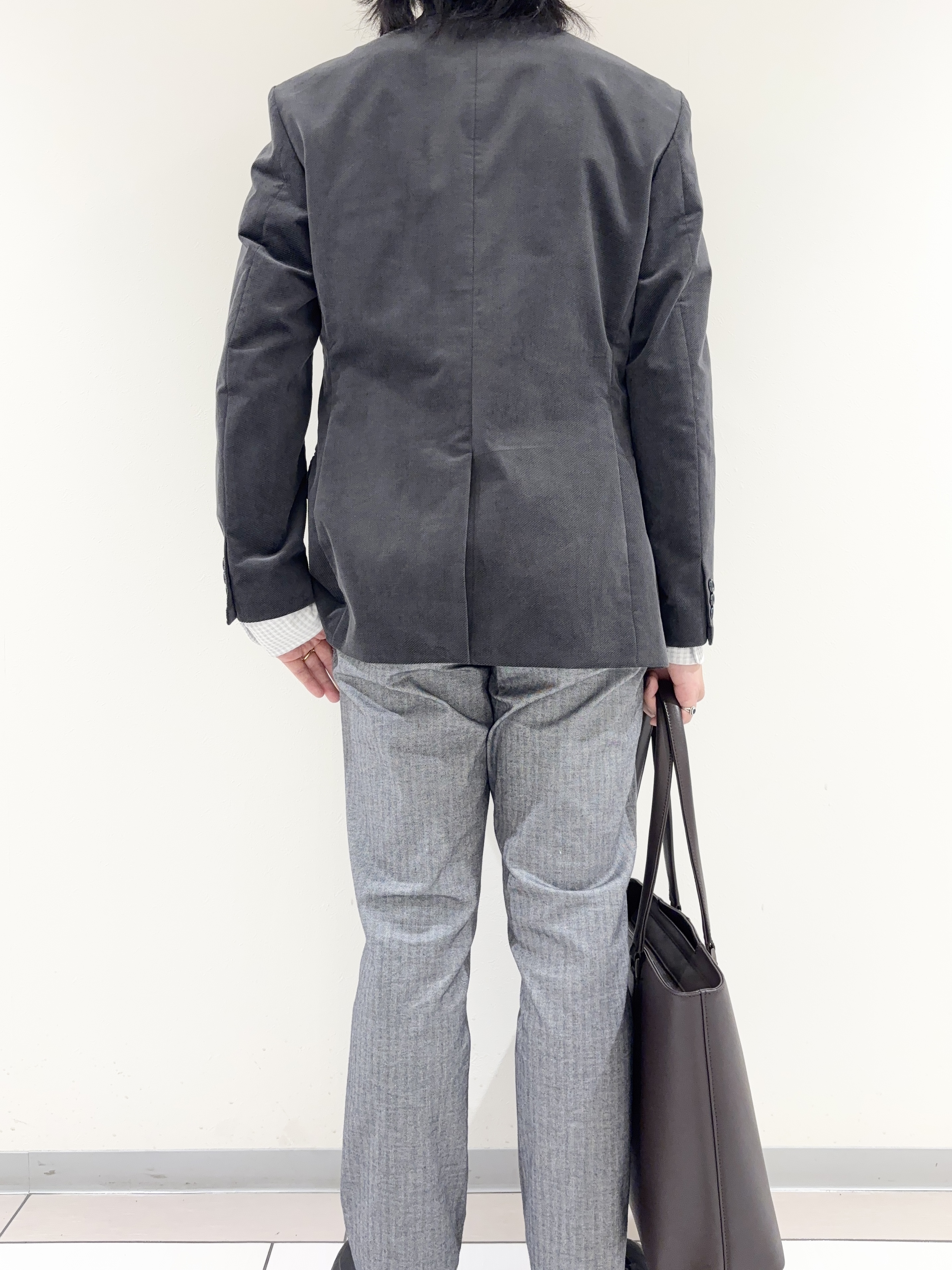 及川さんの「TAKEO KIKUCHI｜【Sサイズ～】ストレッチコーデュロイ ジャケット」を使ったコーディネート