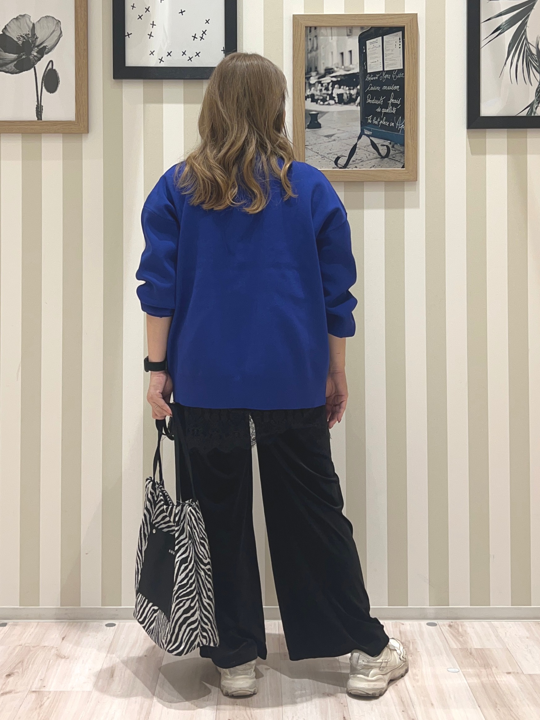 mさんの「SHOO･LA･RUE｜【セットアップ可/洗濯機可】軽やかに羽織れる スポンディッシュ ニットカーディガン」を使ったコーディネート