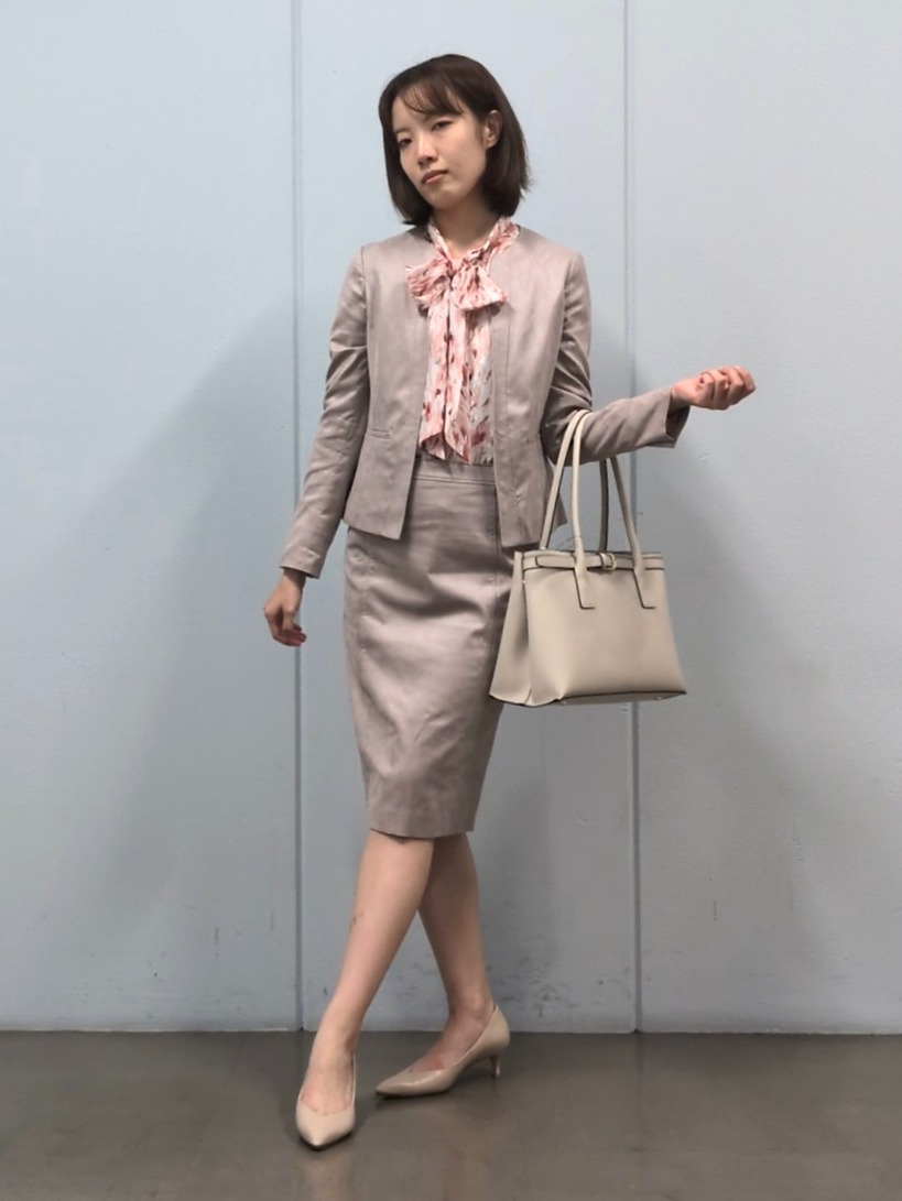 Akaさんの「COUP DE CHANCE｜【手洗い可/セットアップ可】スエード調ノーカラージャケット」を使ったコーディネート
