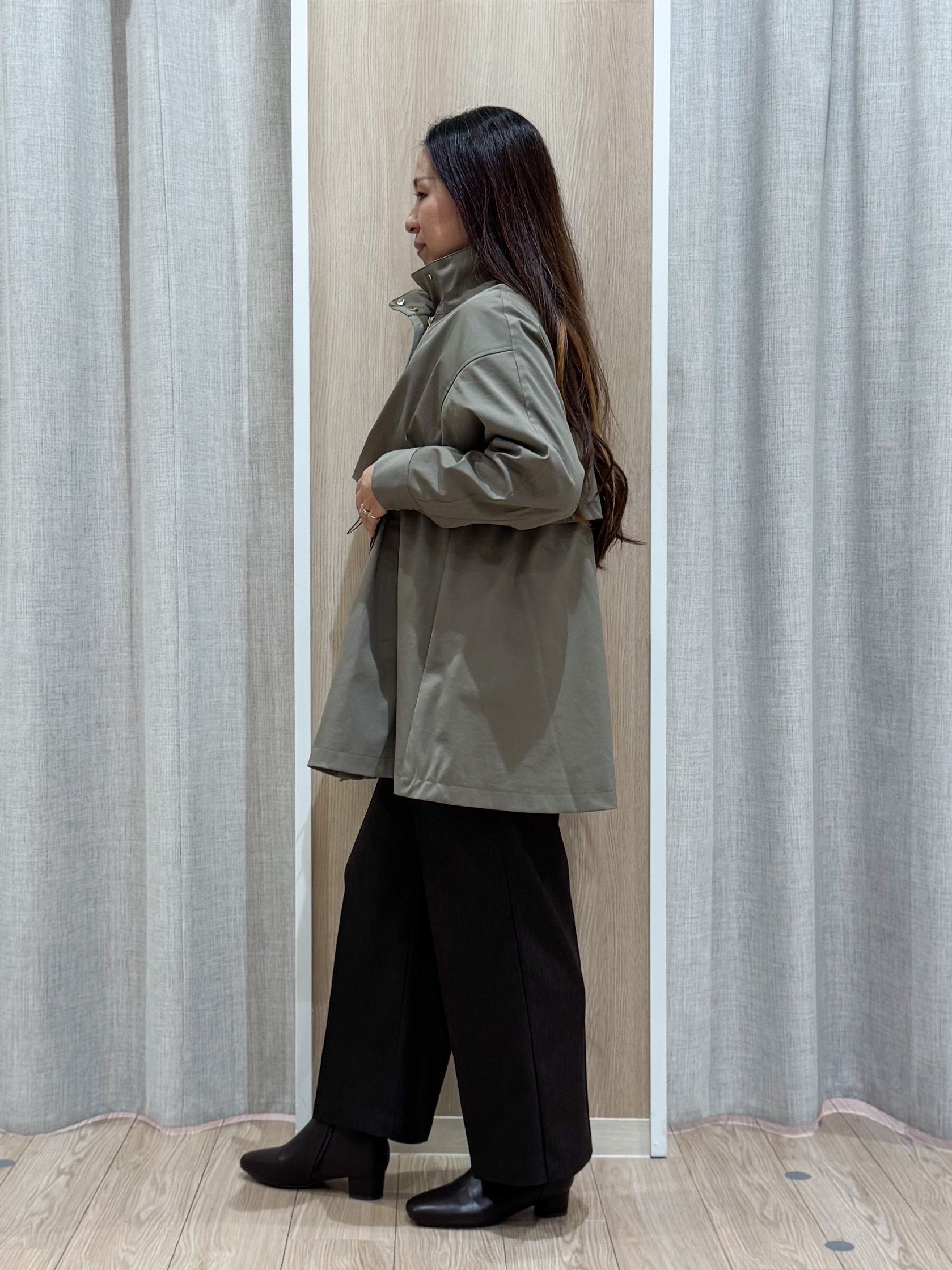 sachiさんの「grove｜【撥水／シルエット2WAY】ゆったり着られて体型カバー◎ スタンドネック テントラインコート」を使ったコーディネート