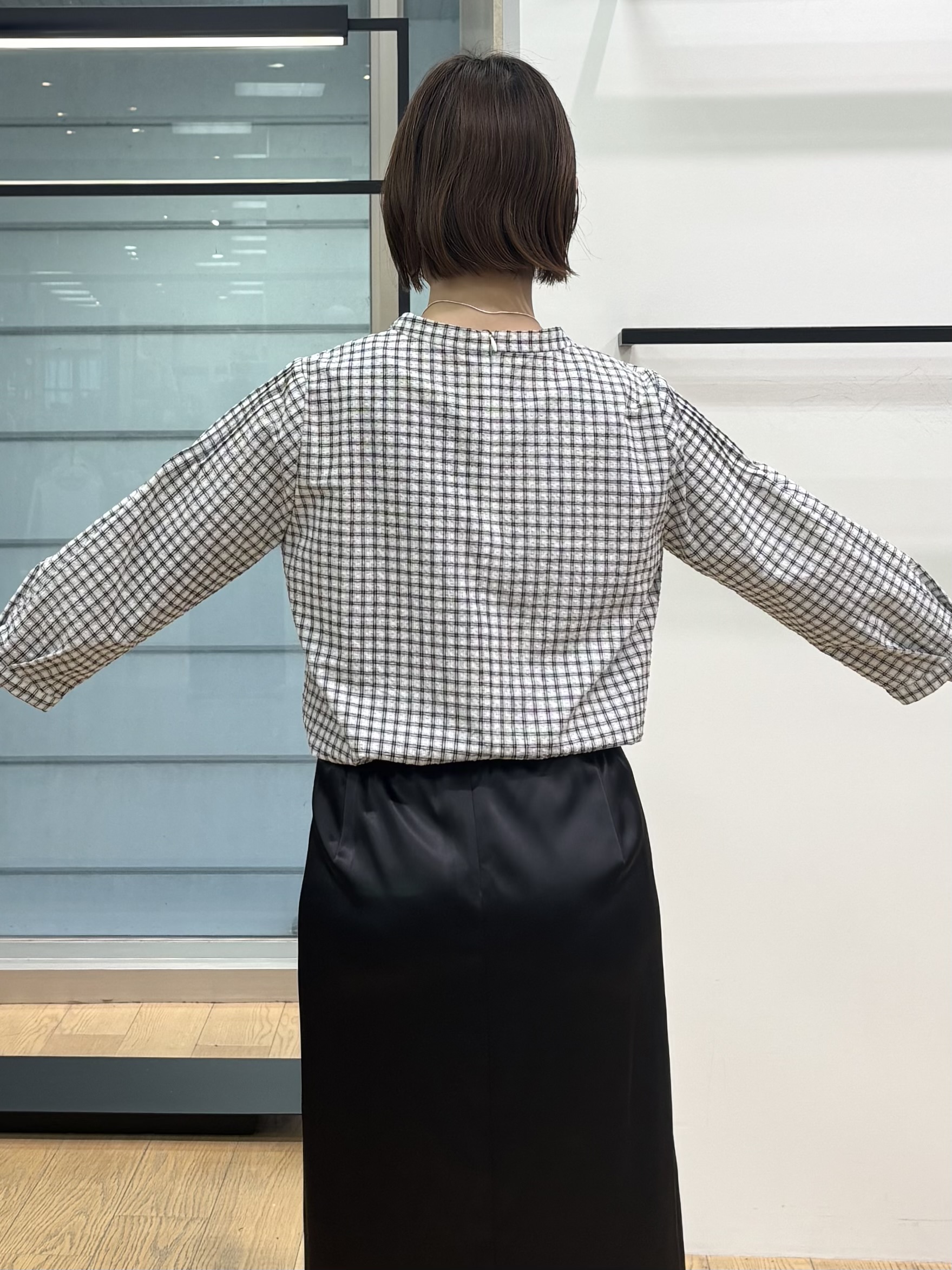 asamiさんの「INDIVI｜【初秋にピッタリ！／洗える】凹凸素材ミニスタンドトップス」を使ったコーディネート