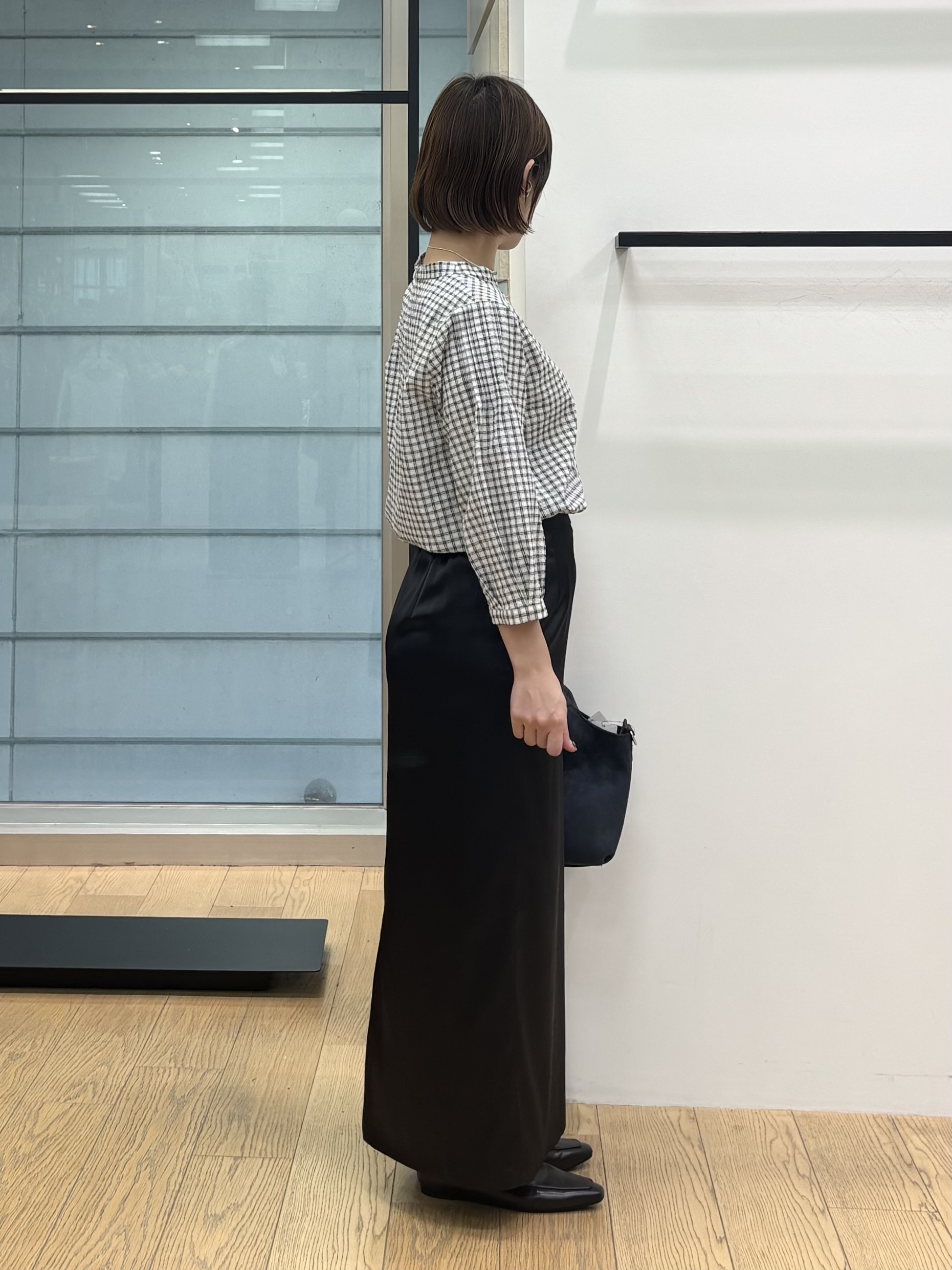 asamiさんの「INDIVI｜【初秋にピッタリ！／洗える】凹凸素材ミニスタンドトップス」を使ったコーディネート