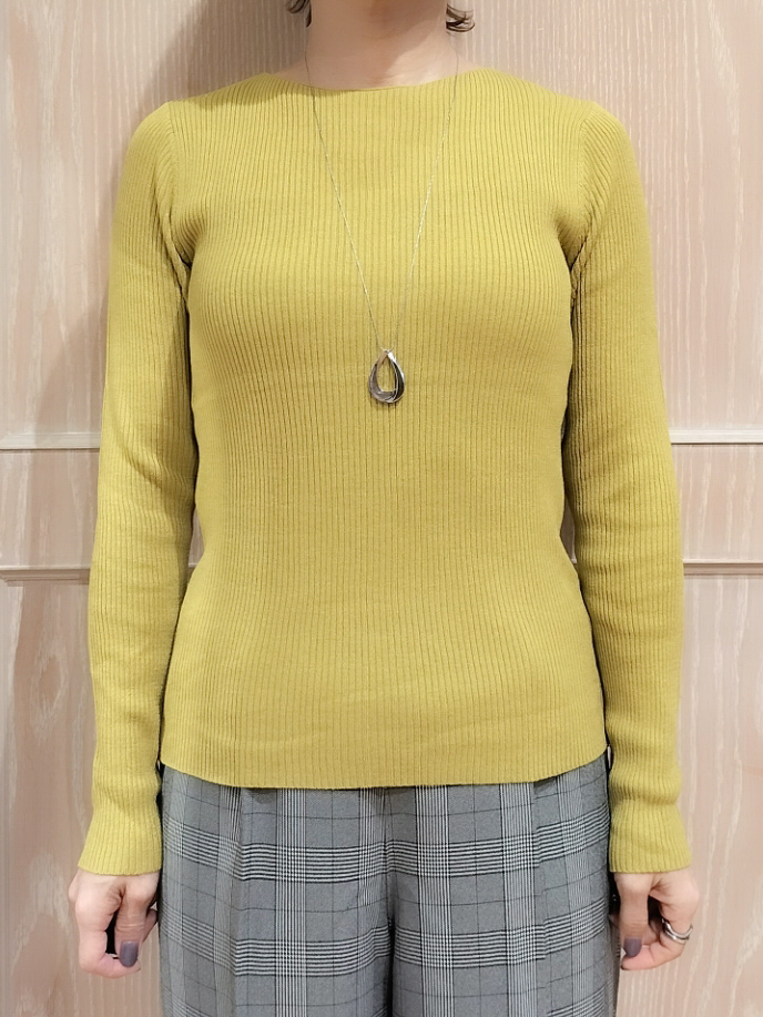 YUKIさんの「SHOO･LA･RUE｜【毛玉になりにくい/S-LL/洗濯機可/体型カバー】Vネックゆったりカーディガン」を使ったコーディネート