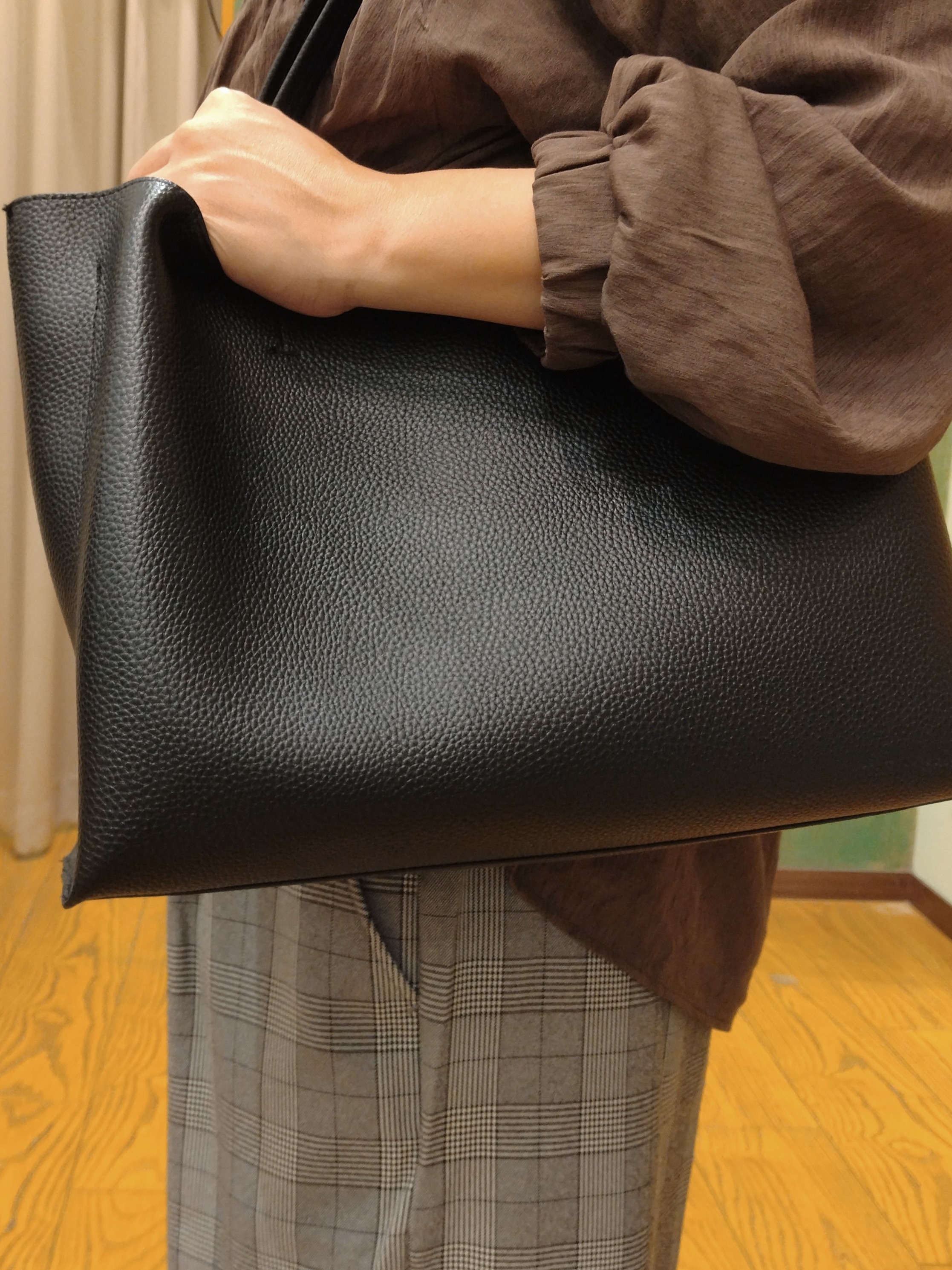 おっしーさんの「SHOO･LA･RUE｜【S-LL/洗濯機可】着痩せシルエット シャーリングシャツカーディガン」を使ったコーディネート