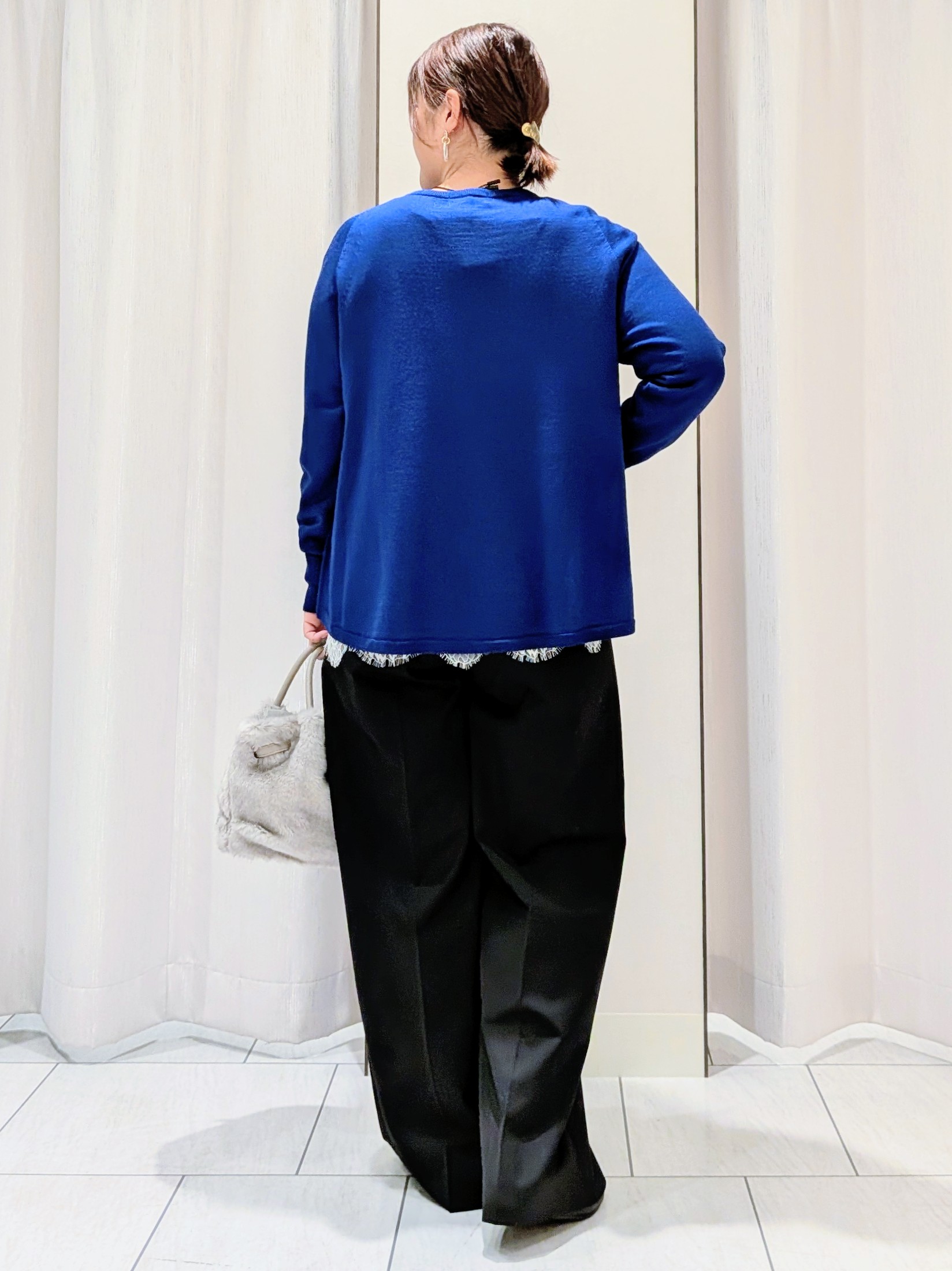 Onumaさんの「UNTITLED｜【きれいに体型カバー/8色展開】Aラインシルエットニットプルオーバー」を使ったコーディネート