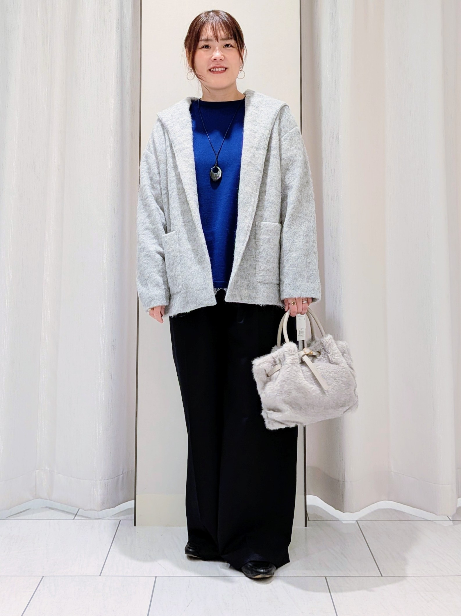 Onumaさんの「UNTITLED｜【きれいに体型カバー/8色展開】Aラインシルエットニットプルオーバー」を使ったコーディネート