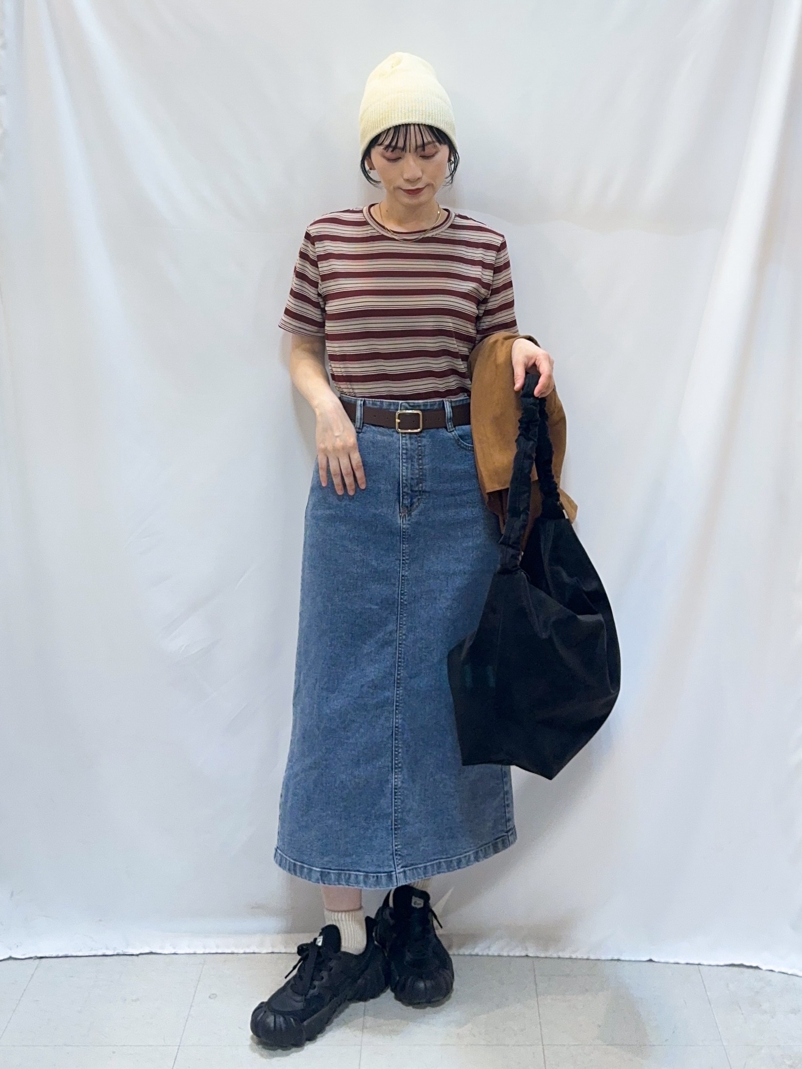 𝐇𝐢𝐫𝐨𝐦𝐢さんの「SHOO･LA･RUE｜【S-LL/洗濯機可】なめらかさが心地いい。スエード調ポケットシャツ」を使ったコーディネート