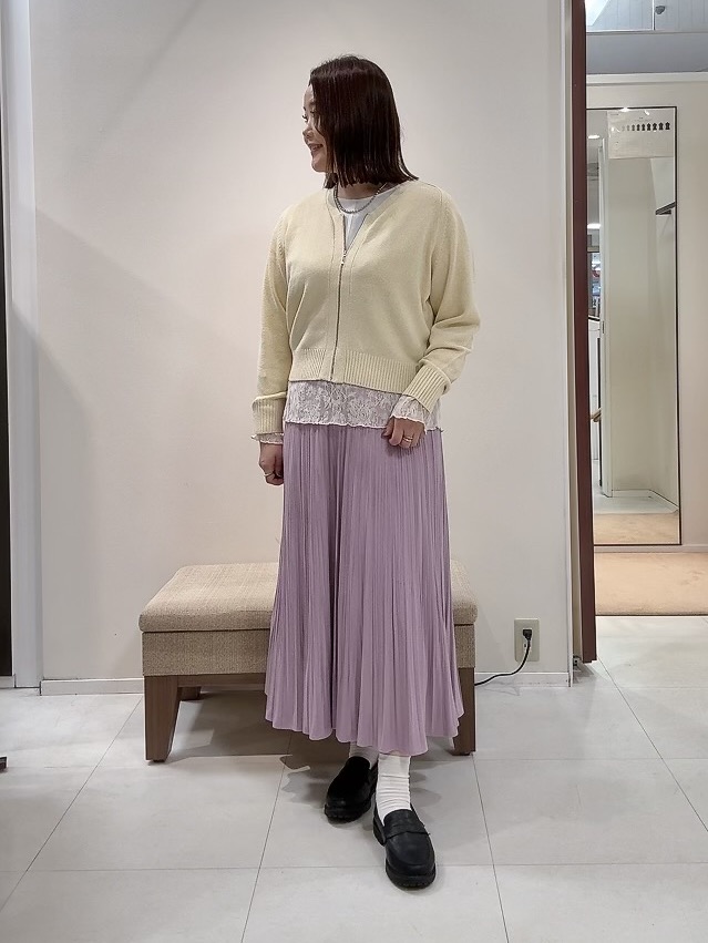YUIさんの「UNTITLED｜【アンサンブル可/秋羽織り】杢調ジップカーディガン」を使ったコーディネート