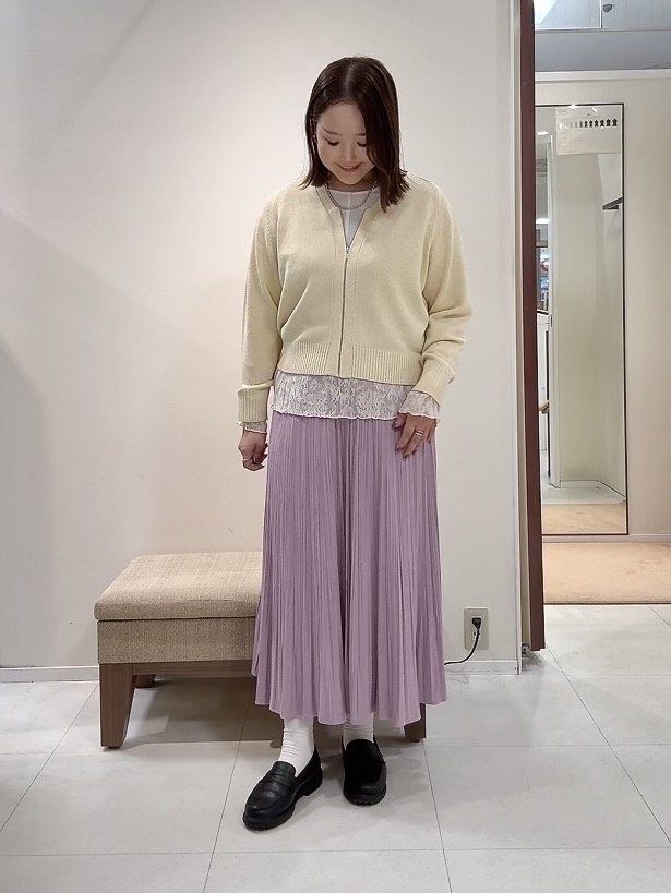 YUIさんの「UNTITLED｜【アンサンブル可/秋羽織り】杢調ジップカーディガン」を使ったコーディネート
