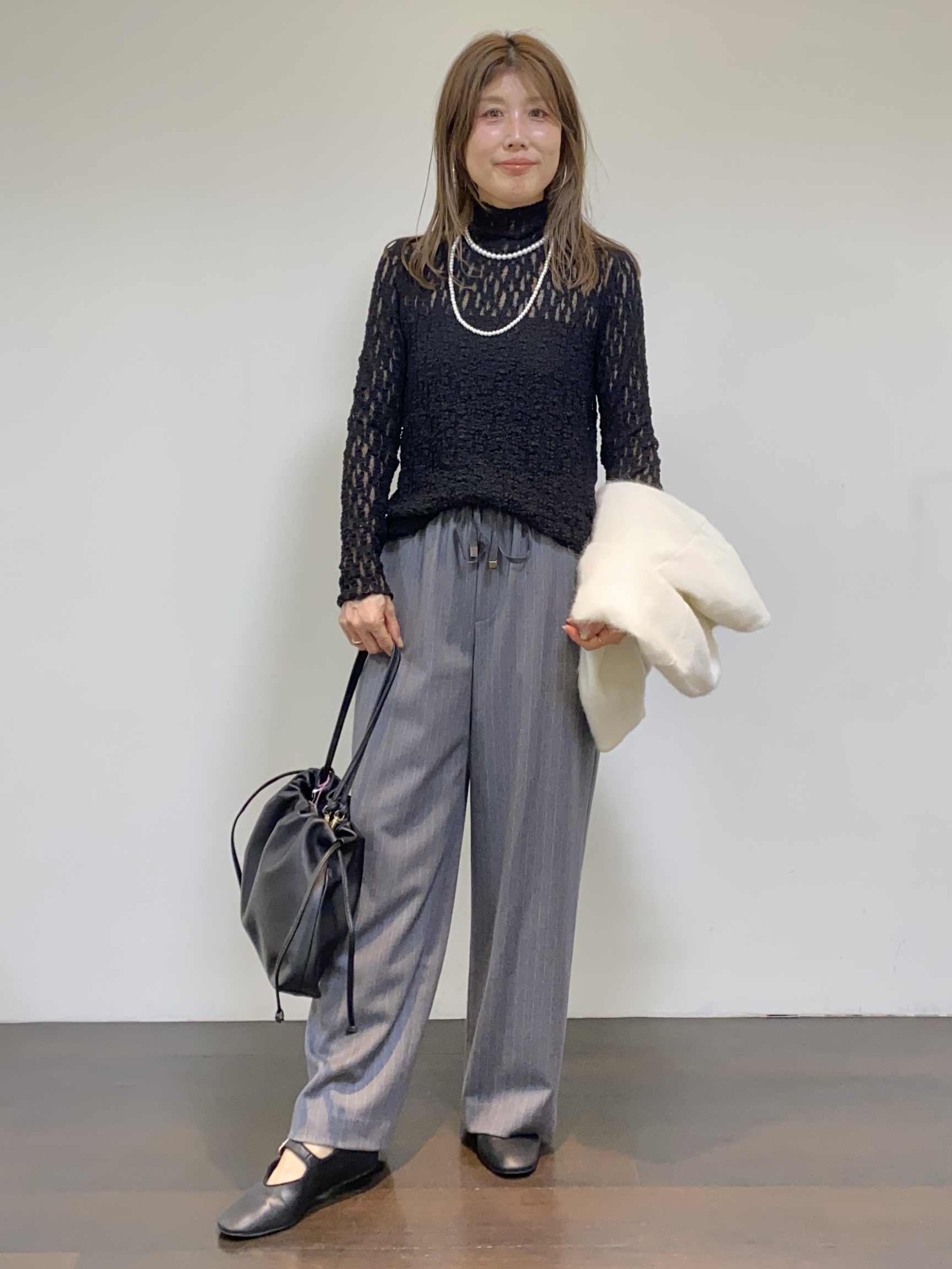 tomoさんの「UNTITLED｜【軽アウター/秋羽織り】シャギージップカーデ」を使ったコーディネート
