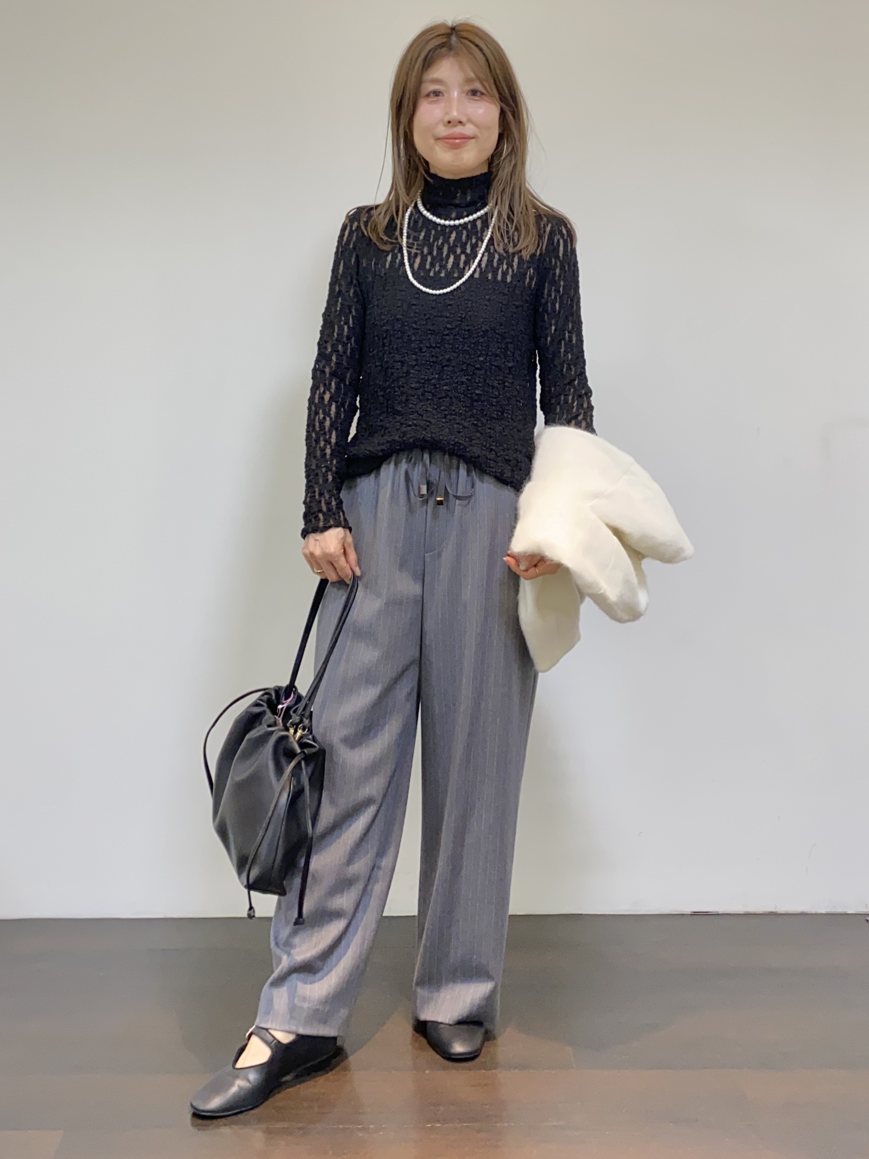 tomoさんの「UNTITLED｜【軽アウター/秋羽織り】シャギージップカーデ」を使ったコーディネート