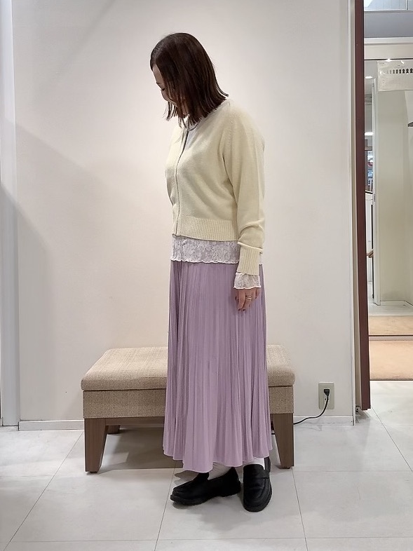 YUIさんの「UNTITLED｜【アンサンブル可/秋羽織り】杢調ジップカーディガン」を使ったコーディネート