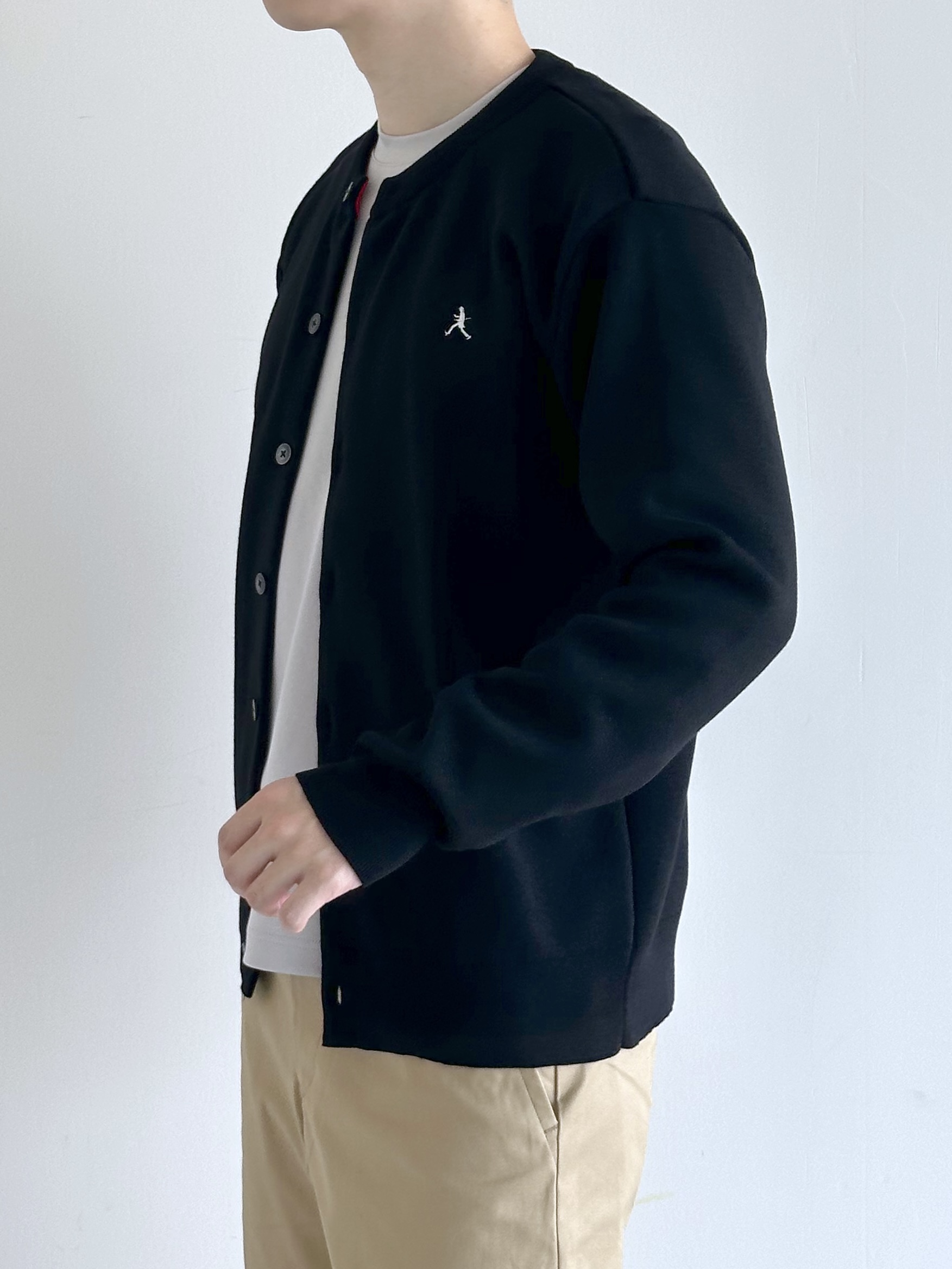 イッシーさんの「TAKEO KIKUCHI｜【BOWLER HAT LABEL】日本製クルーネックカーディガン」を使ったコーディネート