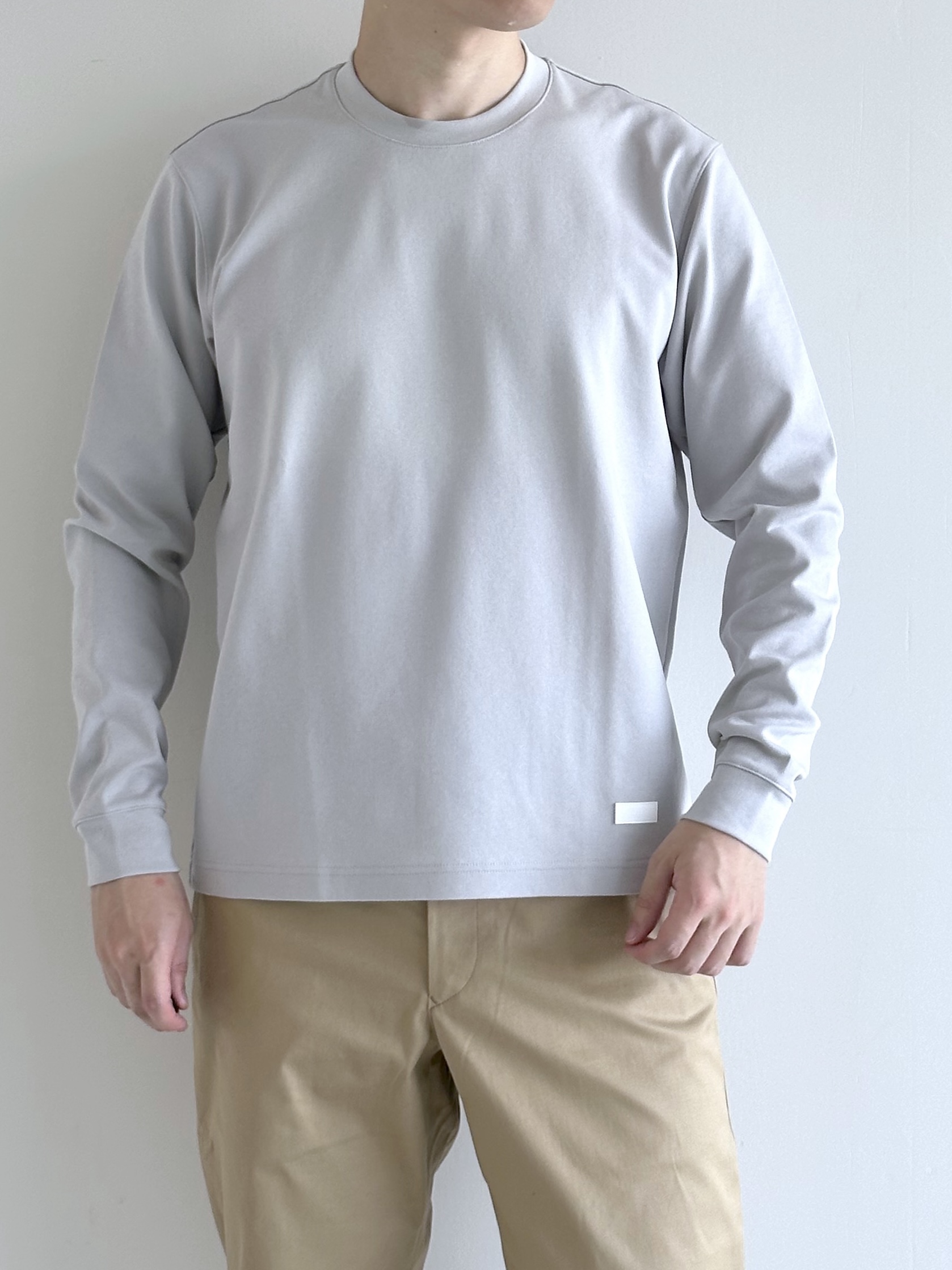 イッシーさんの「TAKEO KIKUCHI｜【BOWLER HAT LABEL】日本製クルーネックカーディガン」を使ったコーディネート