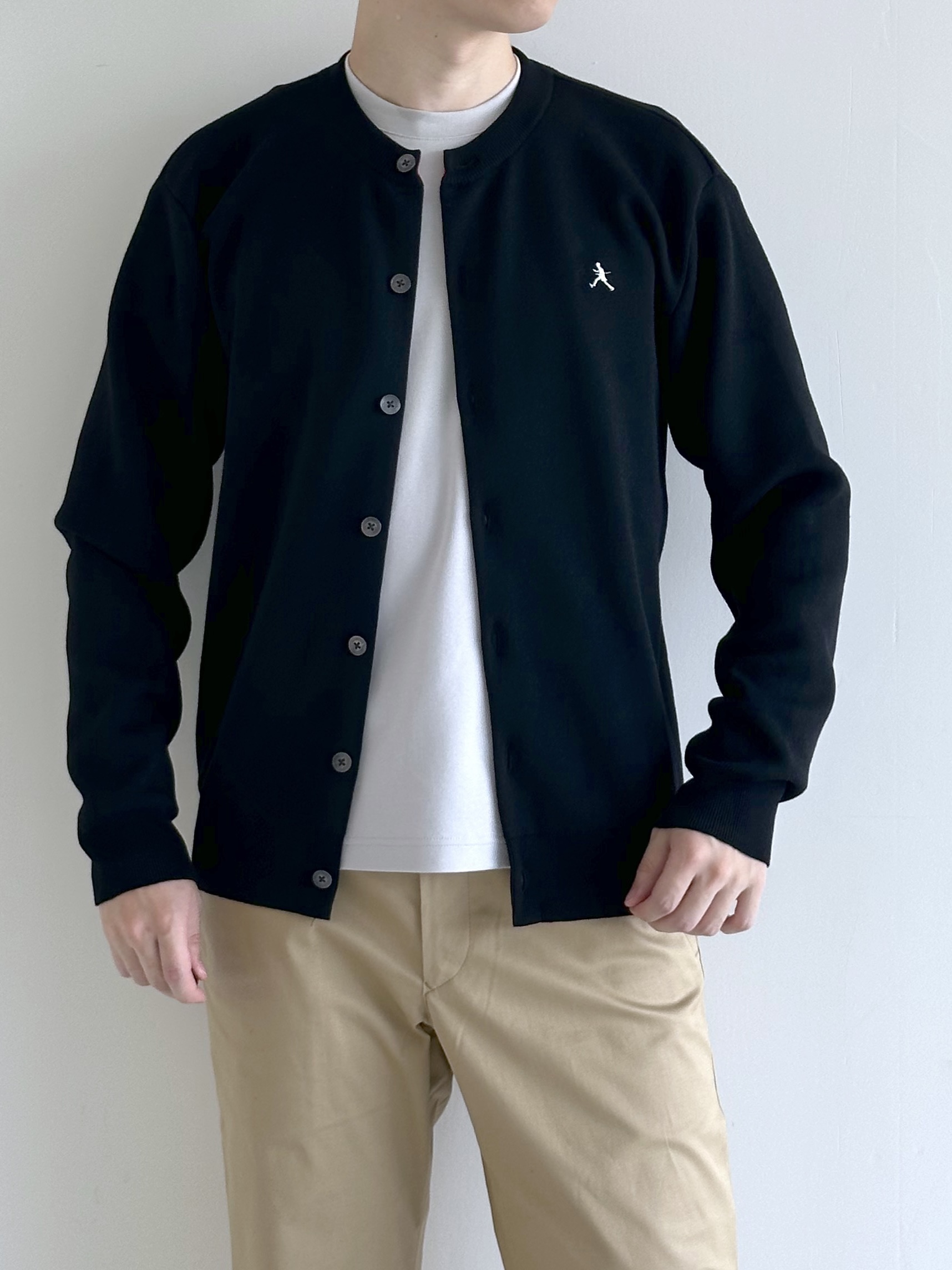 イッシーさんの「TAKEO KIKUCHI｜【BOWLER HAT LABEL】日本製クルーネックカーディガン」を使ったコーディネート