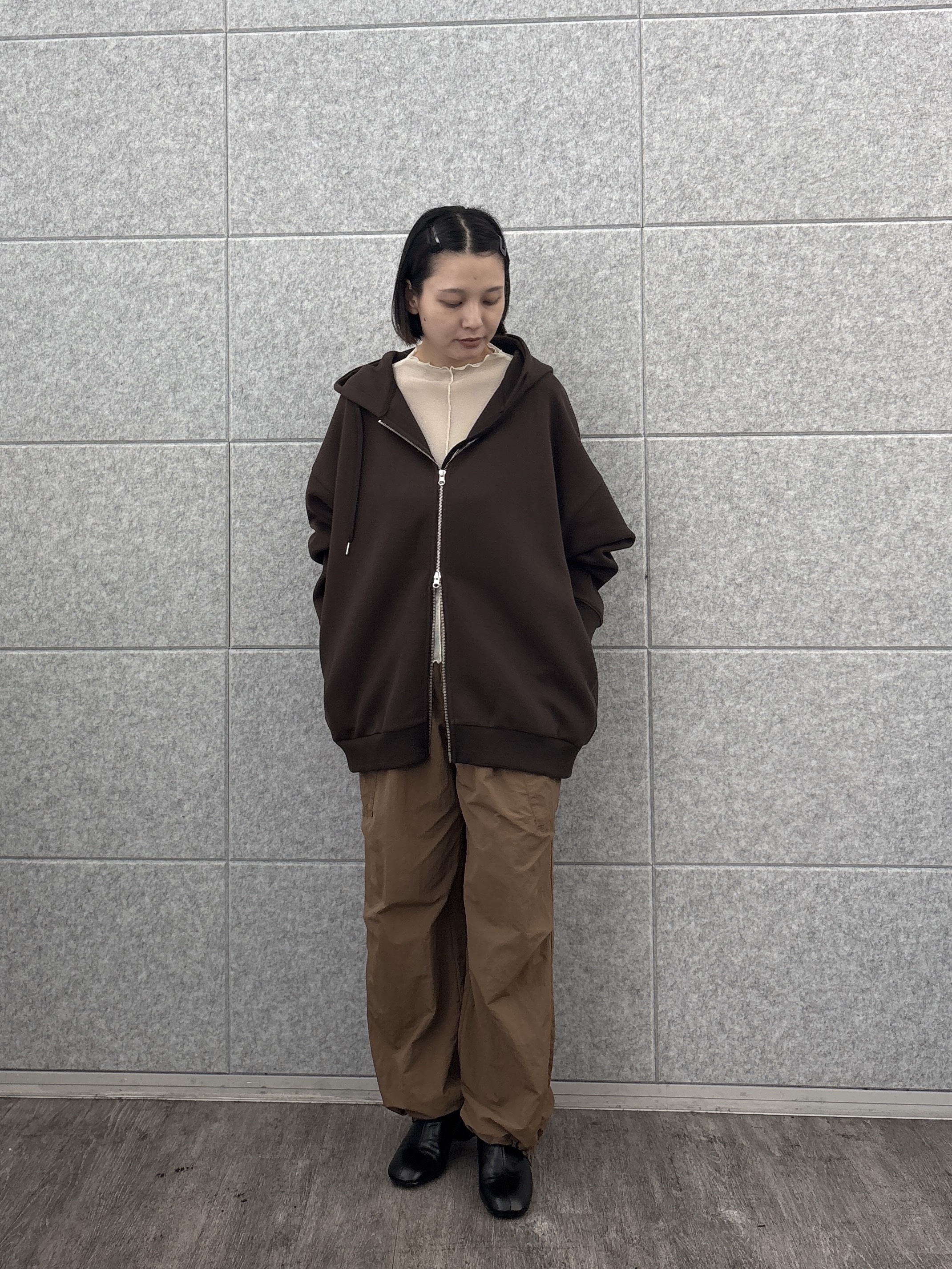ayanoさんの「INDIVI｜シアーラメハイネックカットソー」を使ったコーディネート