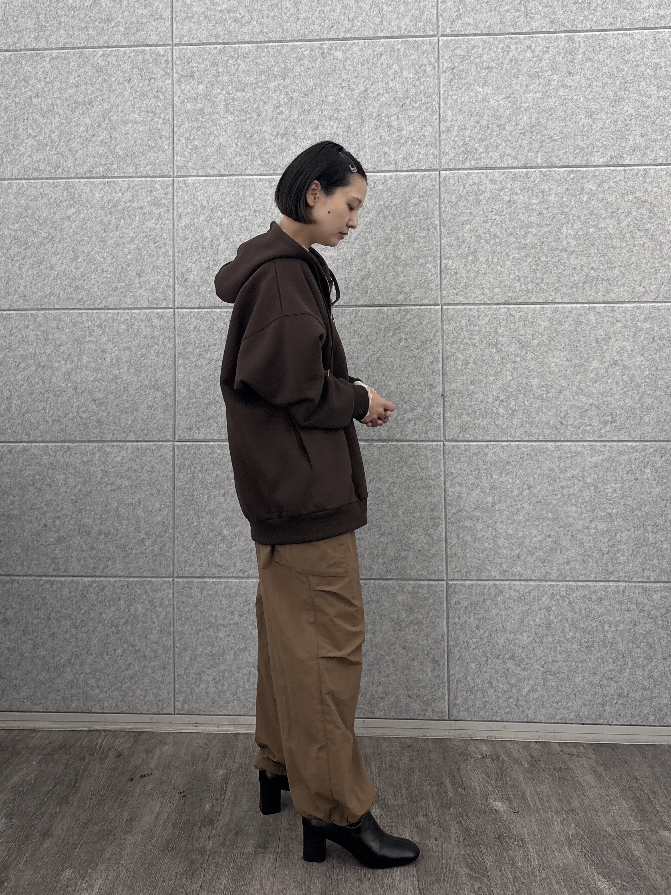 ayanoさんの「INDIVI｜シアーラメハイネックカットソー」を使ったコーディネート