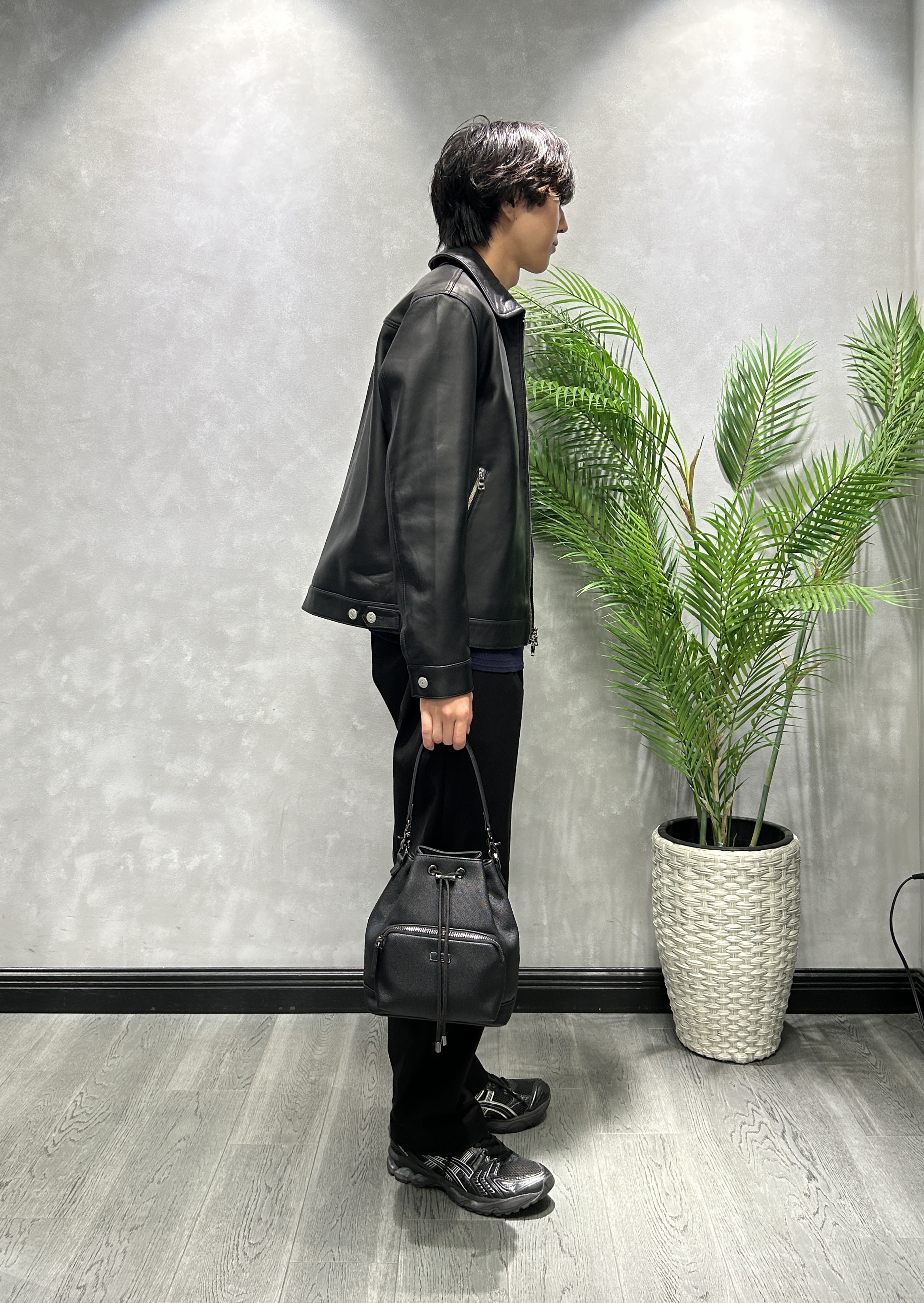 ruiさんの「TAKEO KIKUCHI｜【BOWLER HAT LABEL】シングルレザーライダースジャケット」を使ったコーディネート