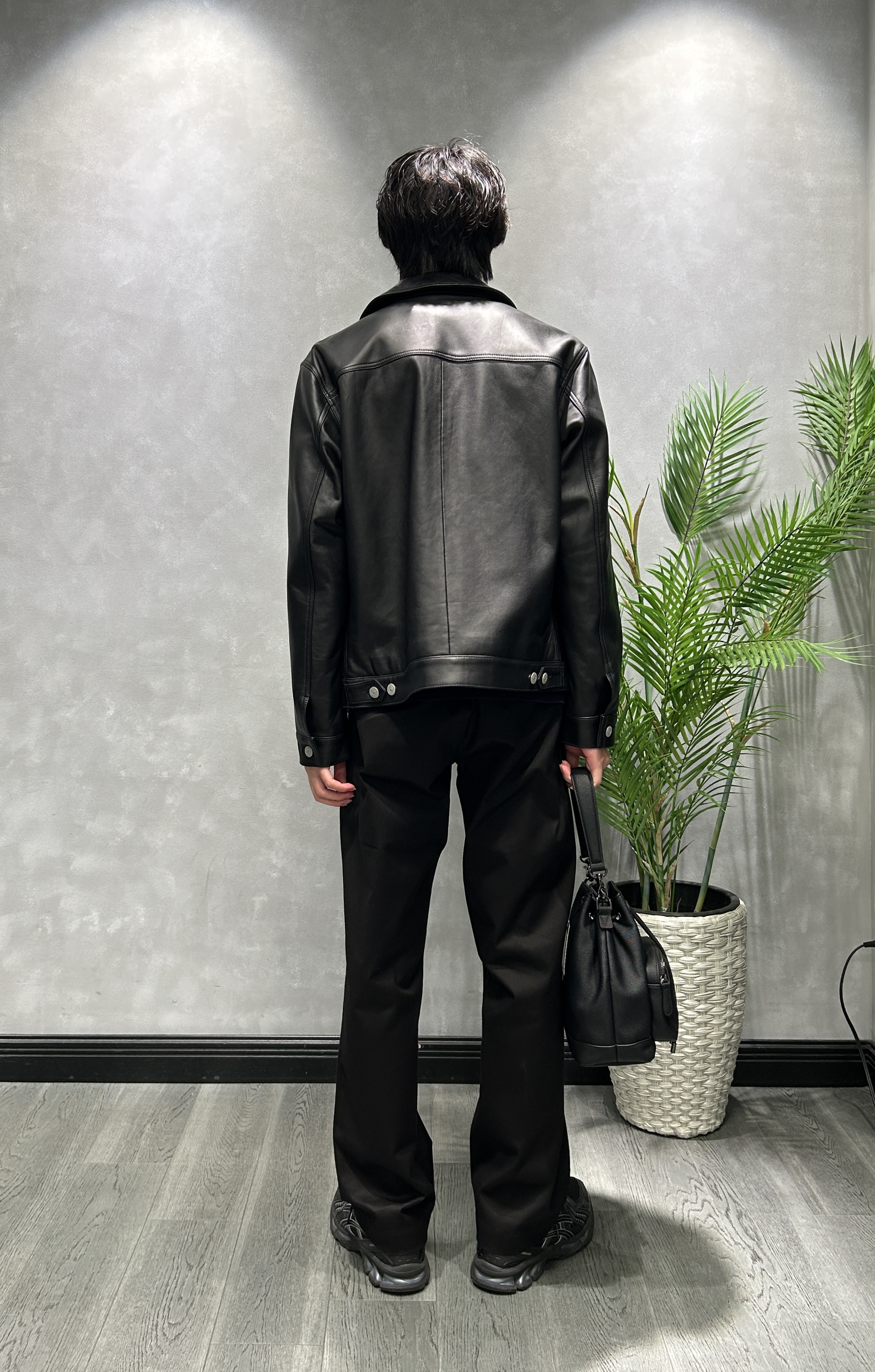 ruiさんの「TAKEO KIKUCHI｜【BOWLER HAT LABEL】シングルレザーライダースジャケット」を使ったコーディネート