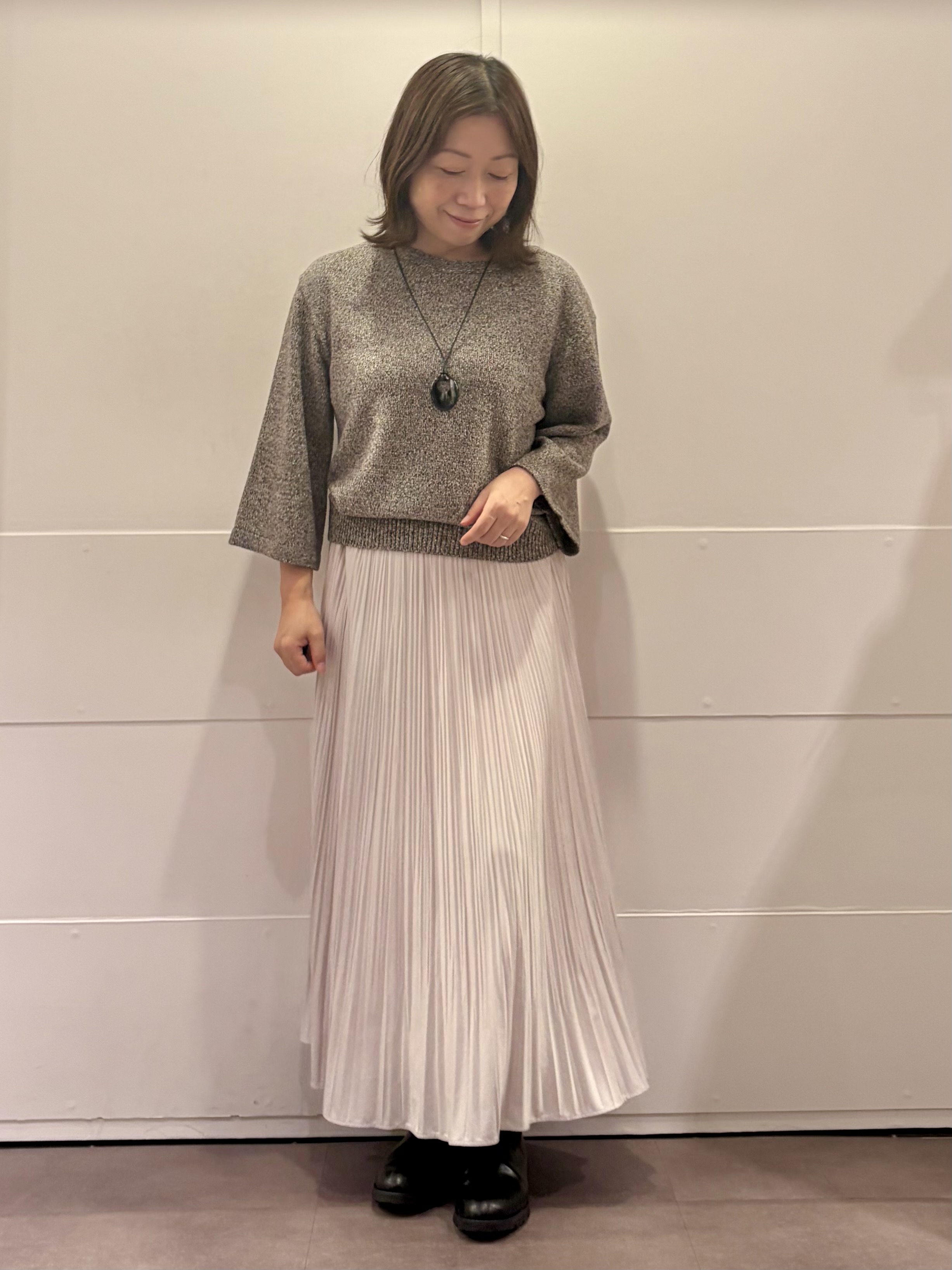 TOKOさんの「UNTITLED｜【アンサンブル可/手洗い可】杢調プルオーバーニット」を使ったコーディネート