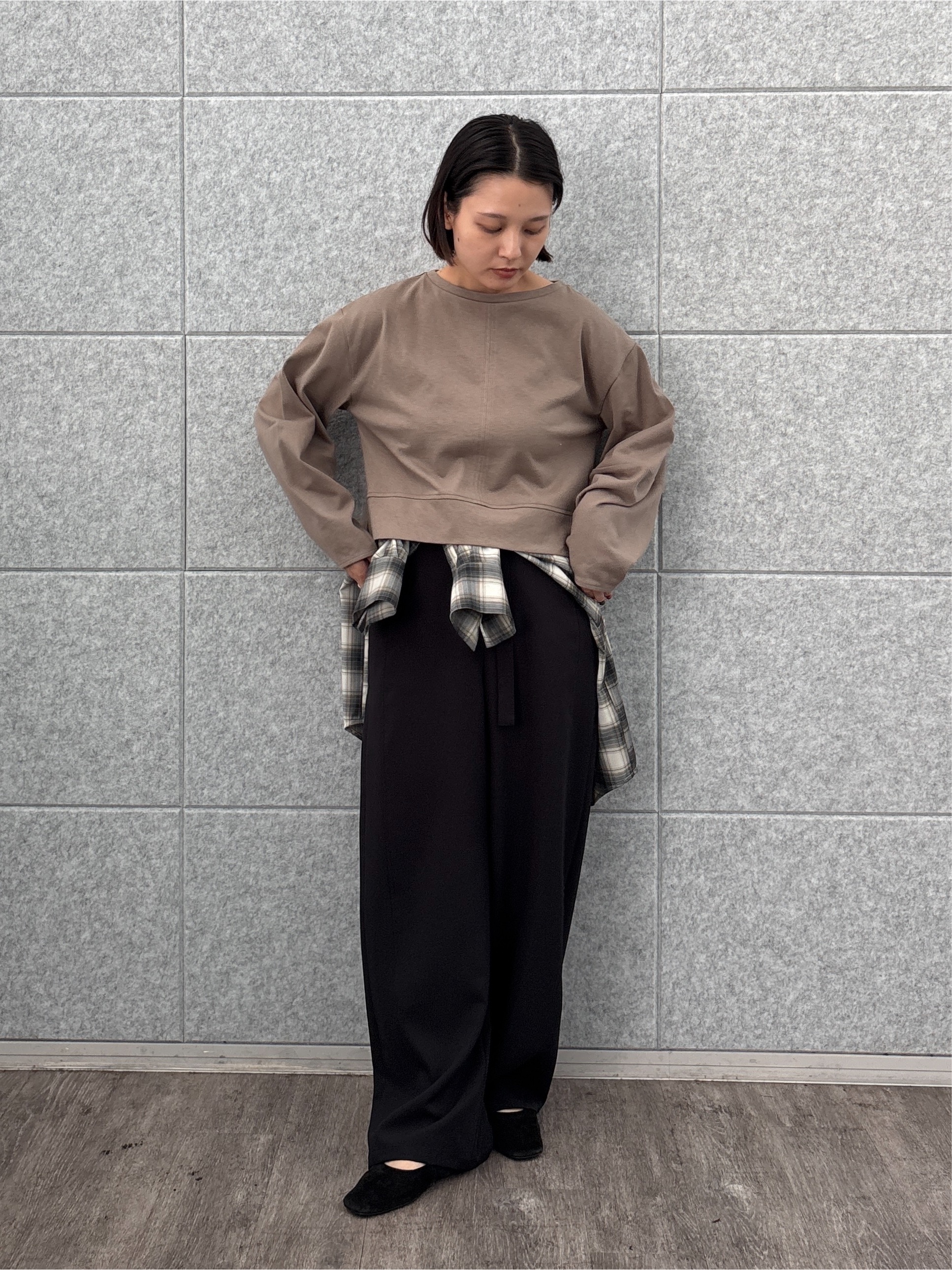 ayanoさんの「INDIVI｜ロングスリーブフォルムカットソー【洗える】」を使ったコーディネート