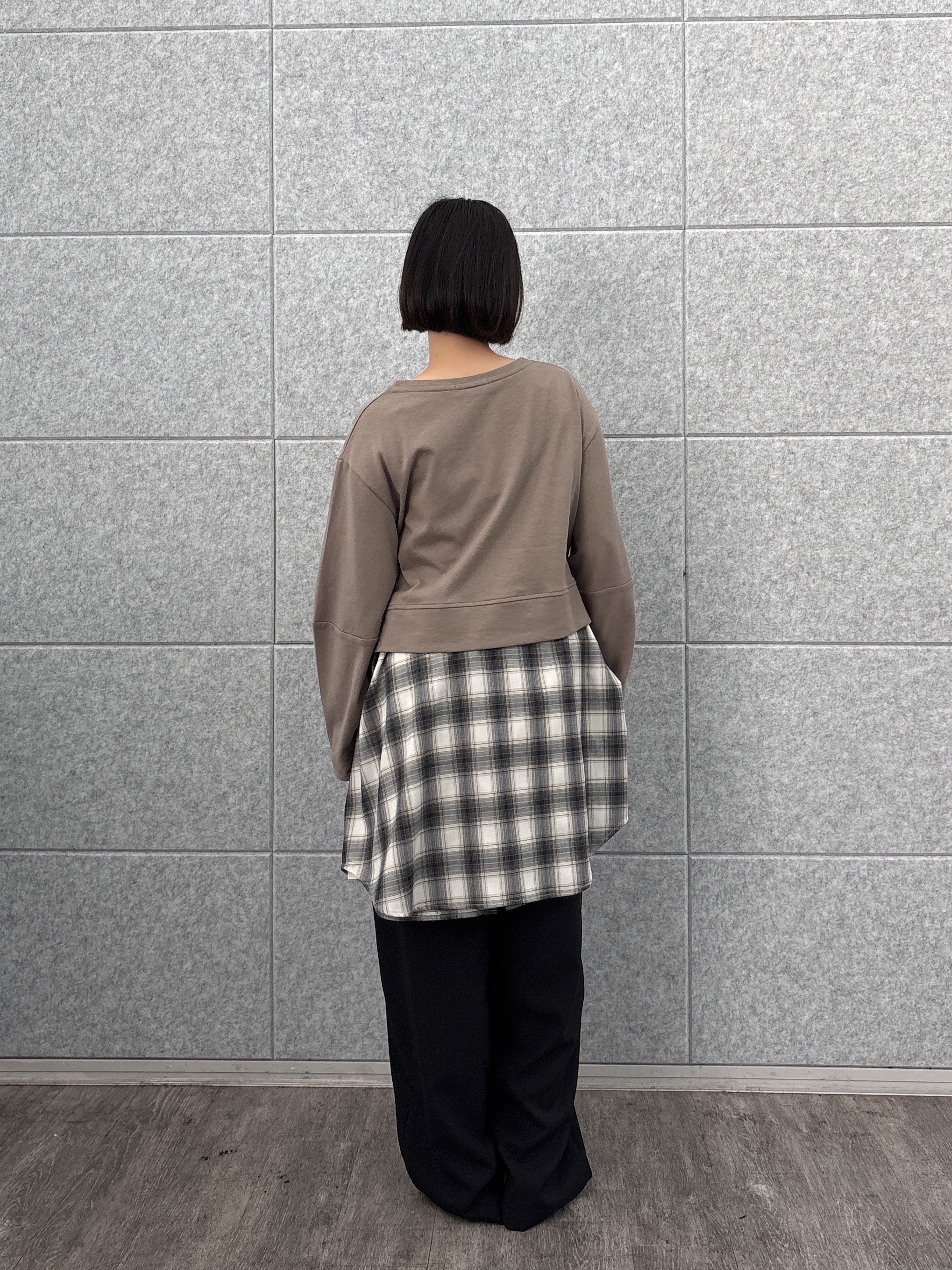 ayanoさんの「INDIVI｜ロングスリーブフォルムカットソー【洗える】」を使ったコーディネート