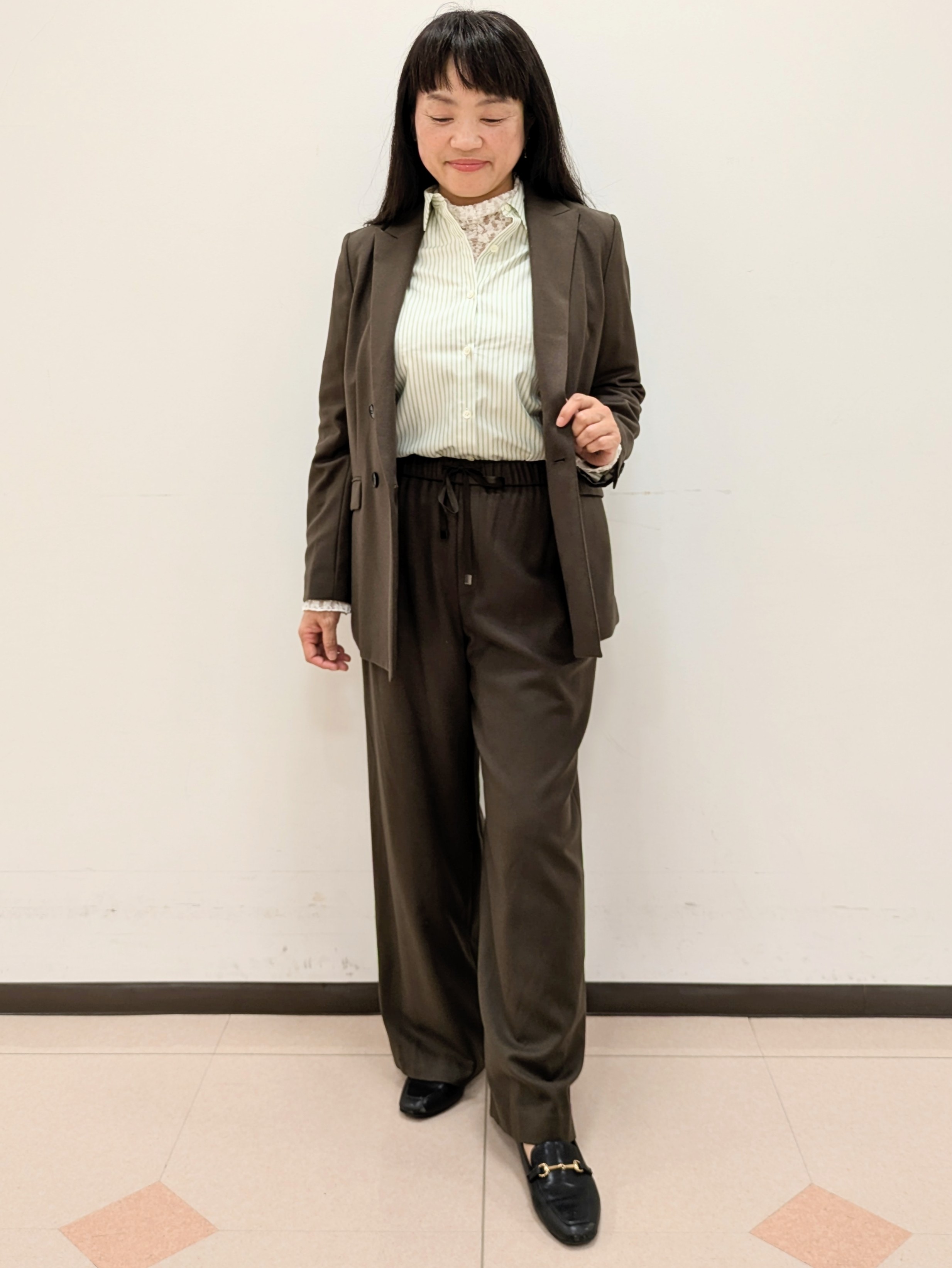 ともさんの「UNTITLED｜【セットアップ可/秋羽織り】ウールダブルジャケット」を使ったコーディネート