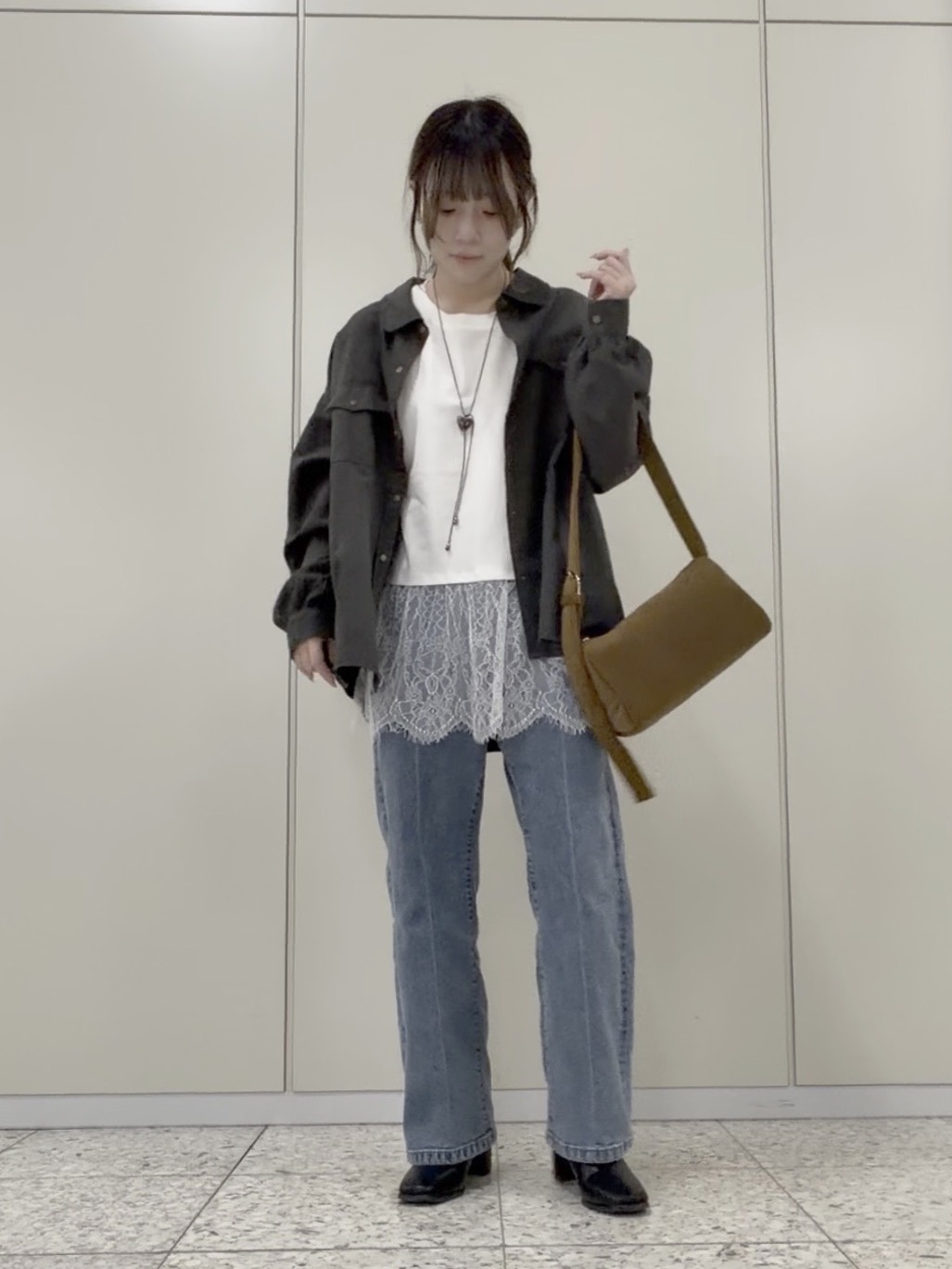 ひよりん⭐️さんの「SHOO･LA･RUE｜【洗濯機可/S-LL】着こなし広がる レイヤードアソートTシャツ」を使ったコーディネート