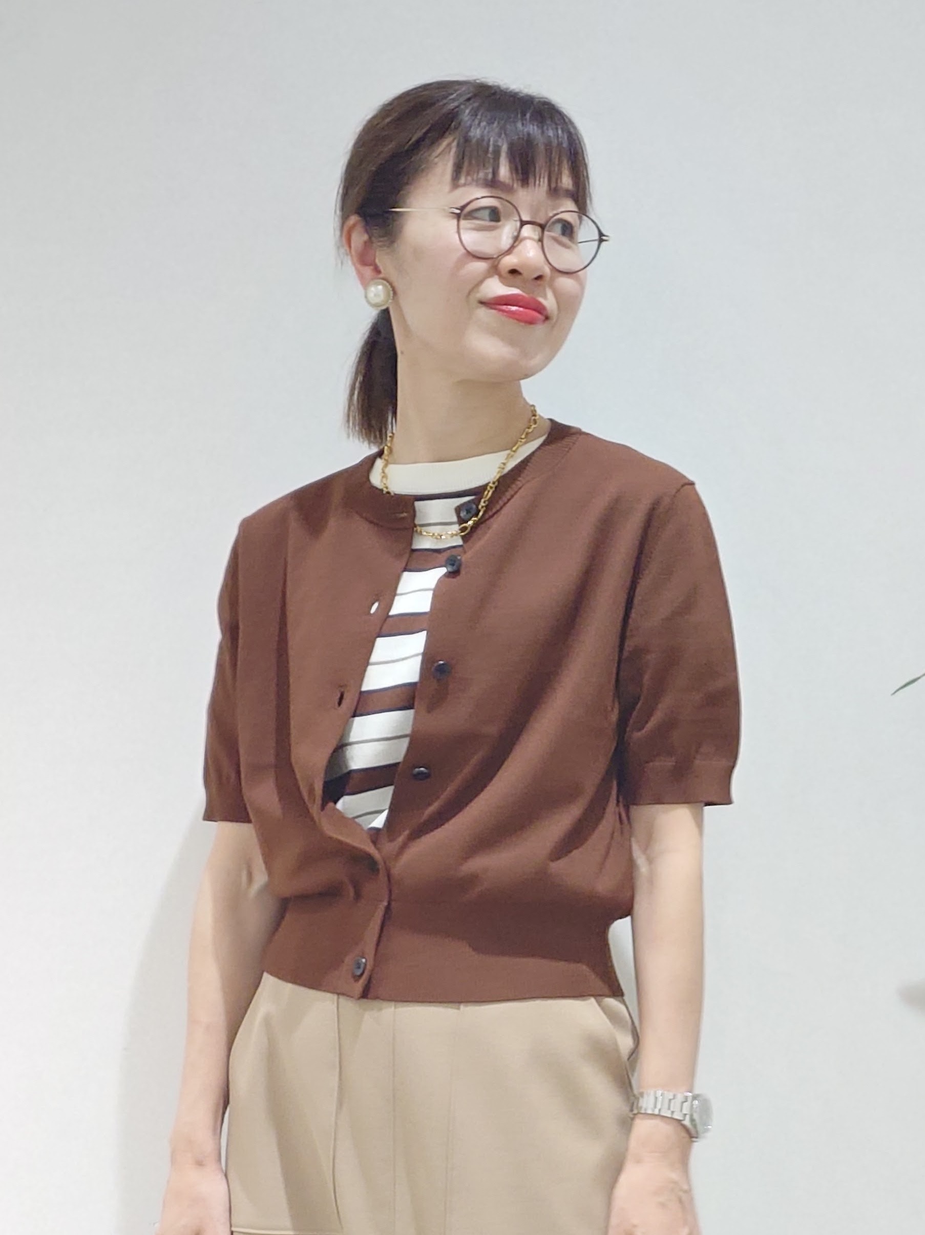 MUTSUKOさんの「UNTITLED｜【すっきり秋羽織り/前開きボタン】ドライタッチ5分袖カーディガン」を使ったコーディネート