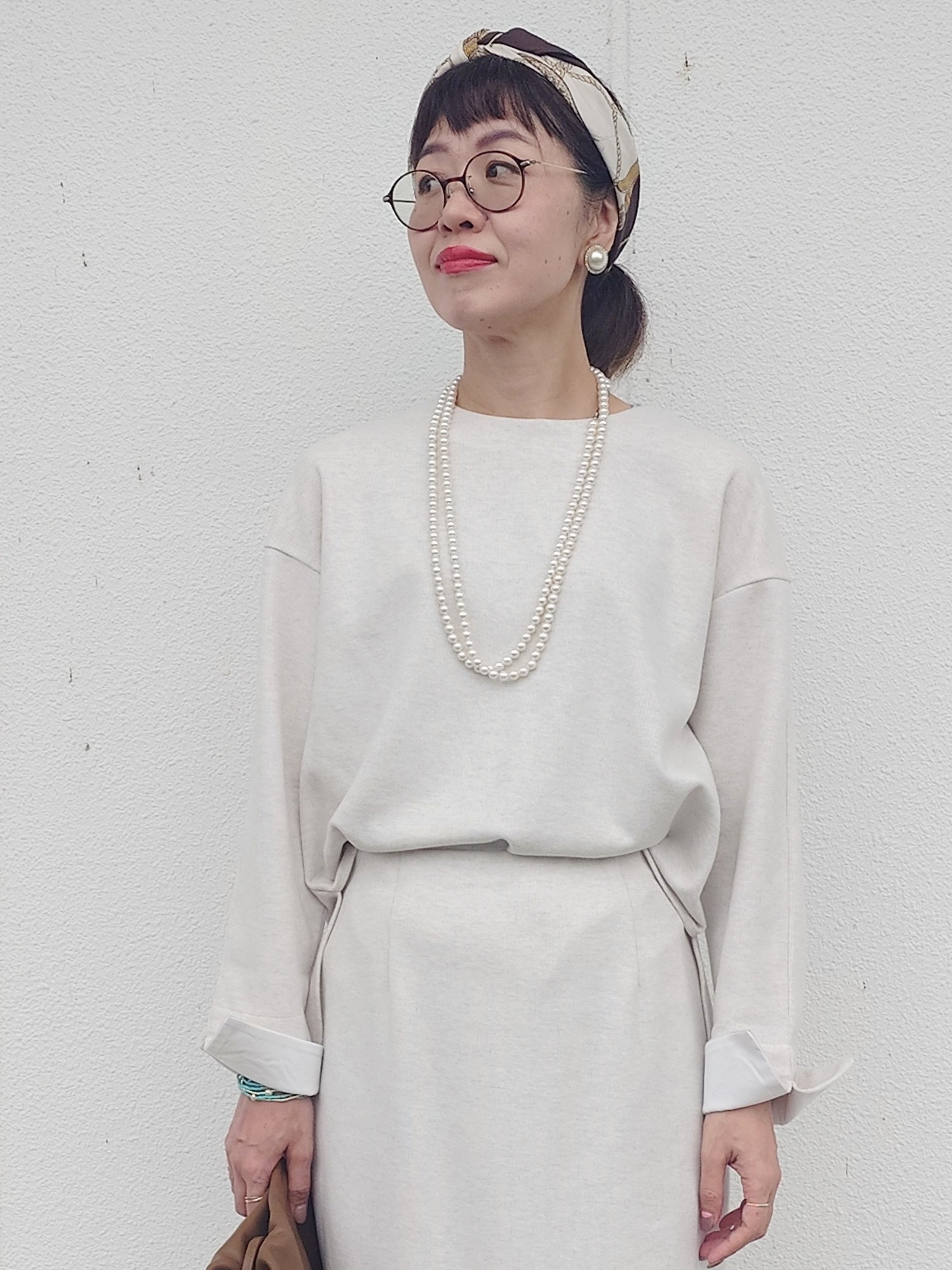 MUTSUKOさんの「UNTITLED｜【セットアップ可/スウェットライク】袖口シャツドッキングプルオーバー」を使ったコーディネート