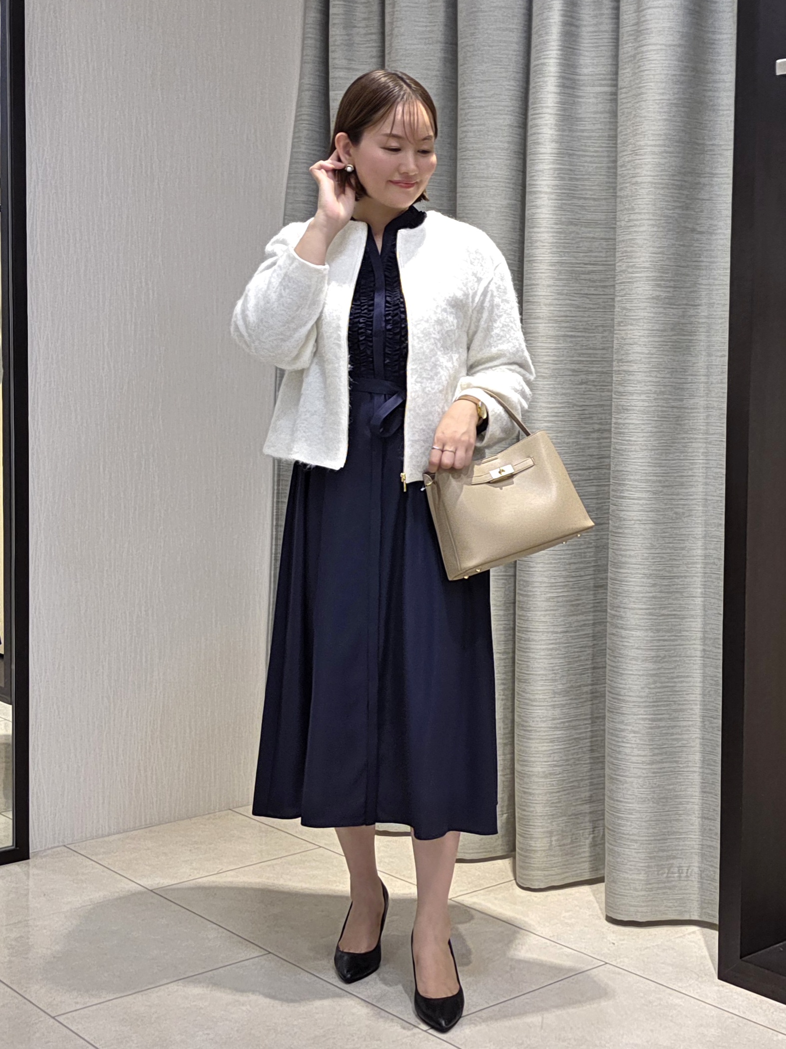 naokoさんの「UNTITLED｜【追加/新色】エアリーワンハンドルバッグ」を使ったコーディネート