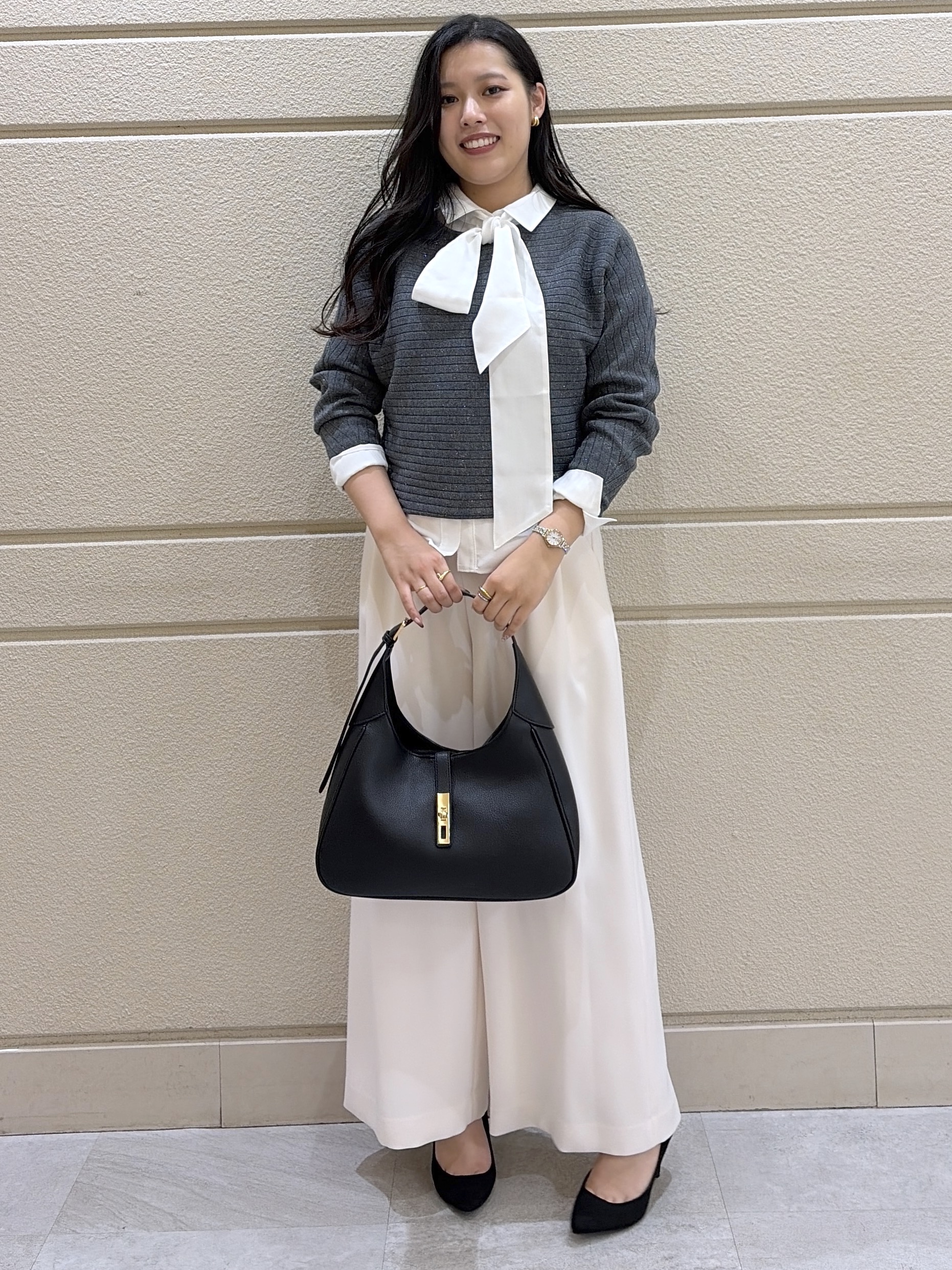 Momokaさんの「COUP DE CHANCE｜【手洗い可／日本製】ドルマンニット」を使ったコーディネート