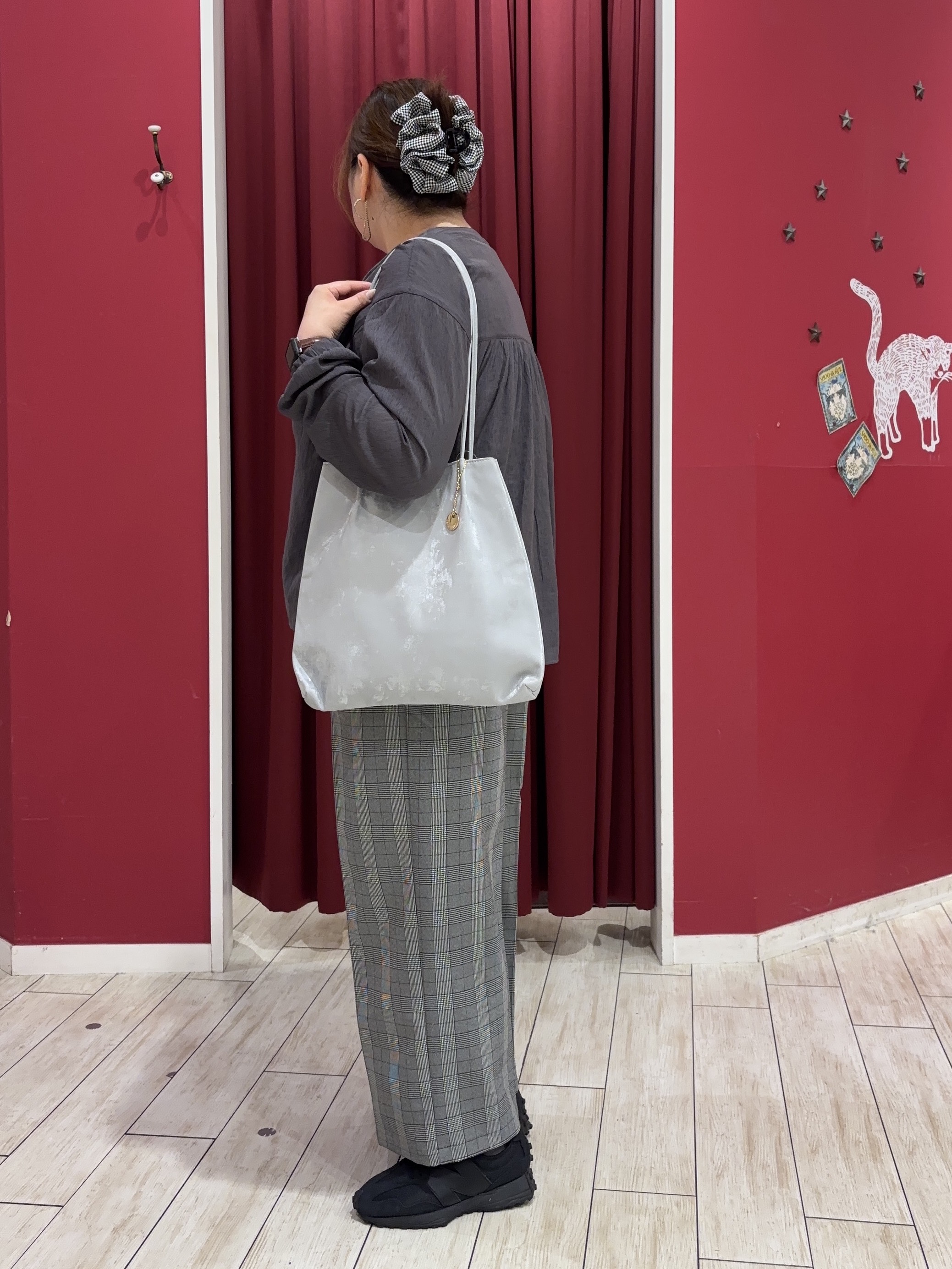 KOZAさんの「SHOO･LA･RUE｜【S-LL/洗濯機可】着痩せシルエット シャーリングシャツカーディガン」を使ったコーディネート