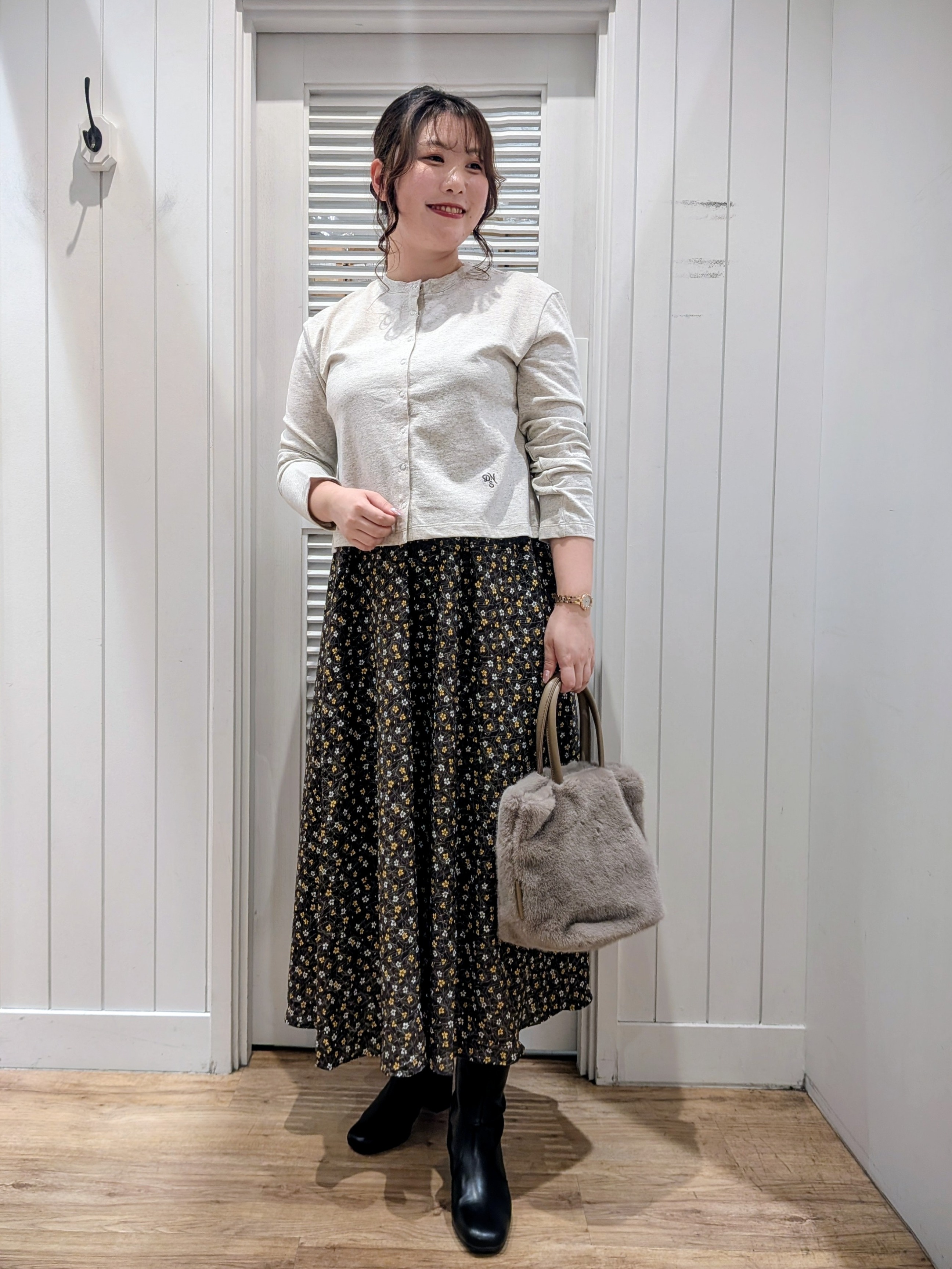ayakaさんの「Dessin｜【洗える/6色展開】リングスナップミニ裏毛カーディガン」を使ったコーディネート
