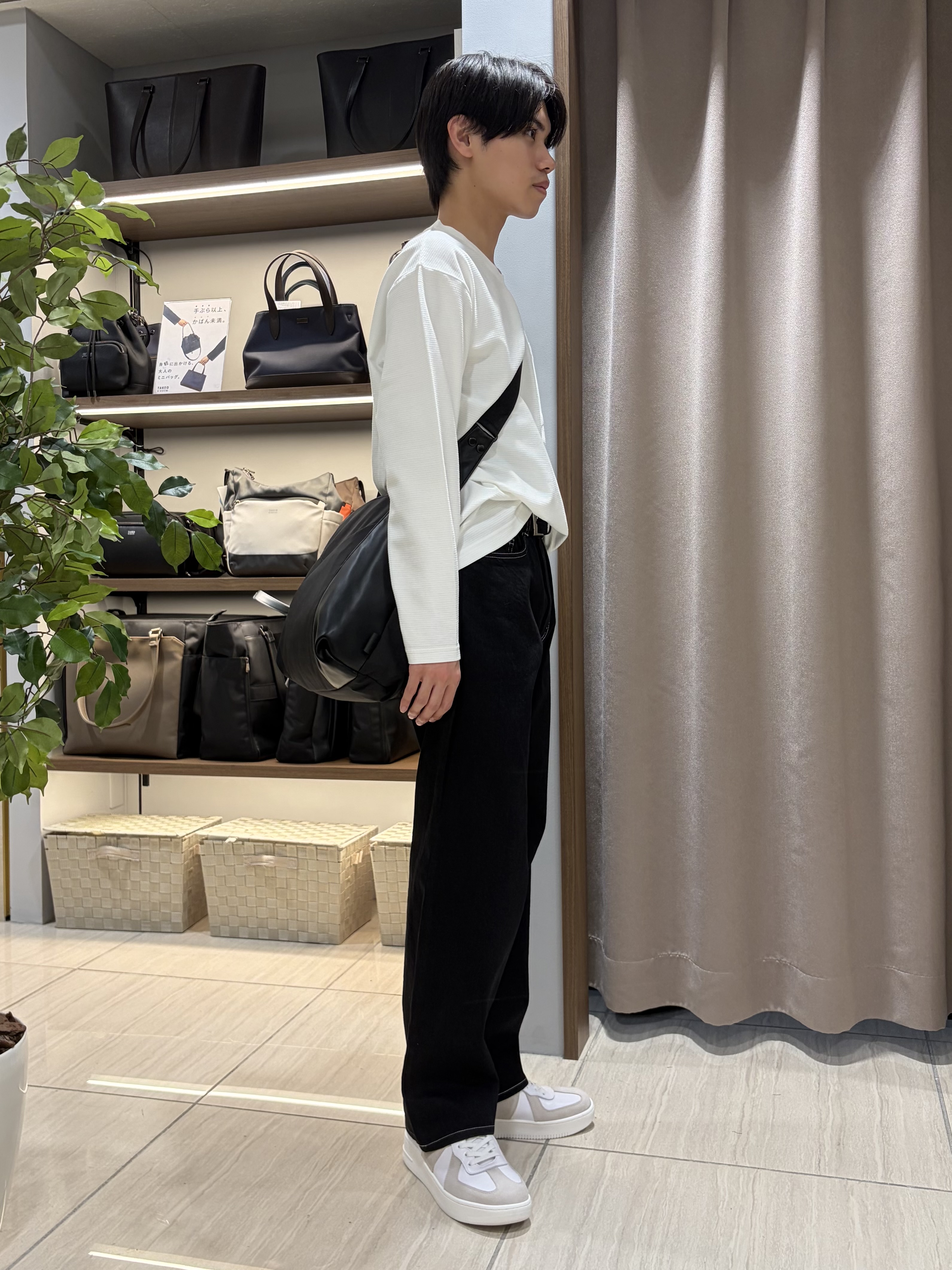 hiroさんの「TAKEO KIKUCHI｜【Made in JAPAN】ドモドソーラ ゴムメッシュベルト」を使ったコーディネート