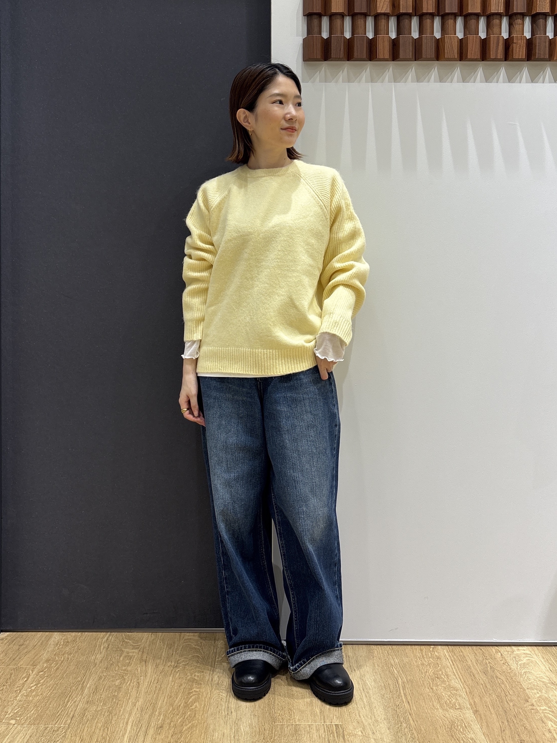 risaさんの「Dessin｜【洗濯機OK/サスティナブル/6色展開】編地切替ラグラン ニットプルオーバー」を使ったコーディネート
