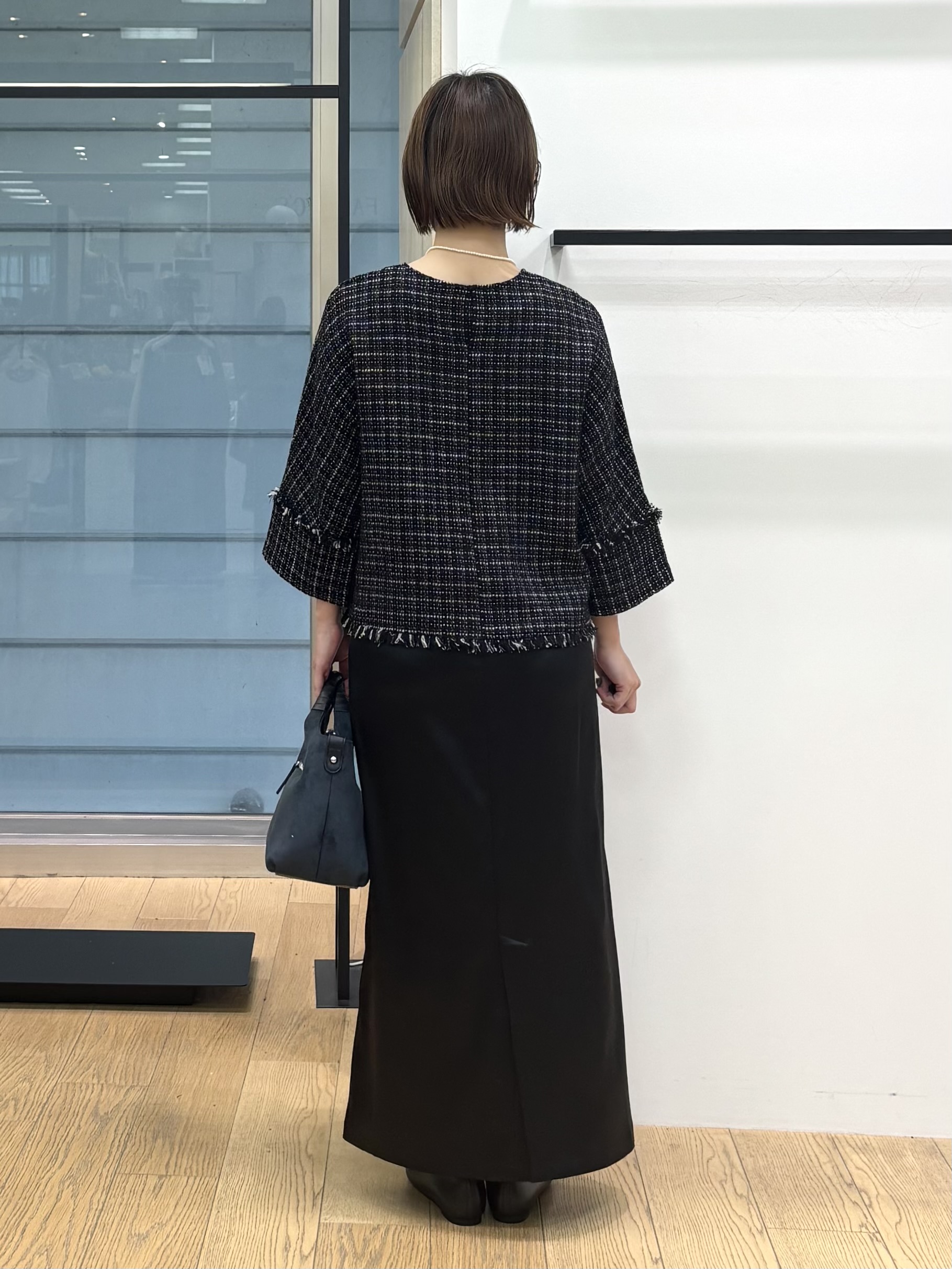 asamiさんの「INDIVI｜【華やか／1枚でサマになる】上品ツイードブラウス」を使ったコーディネート