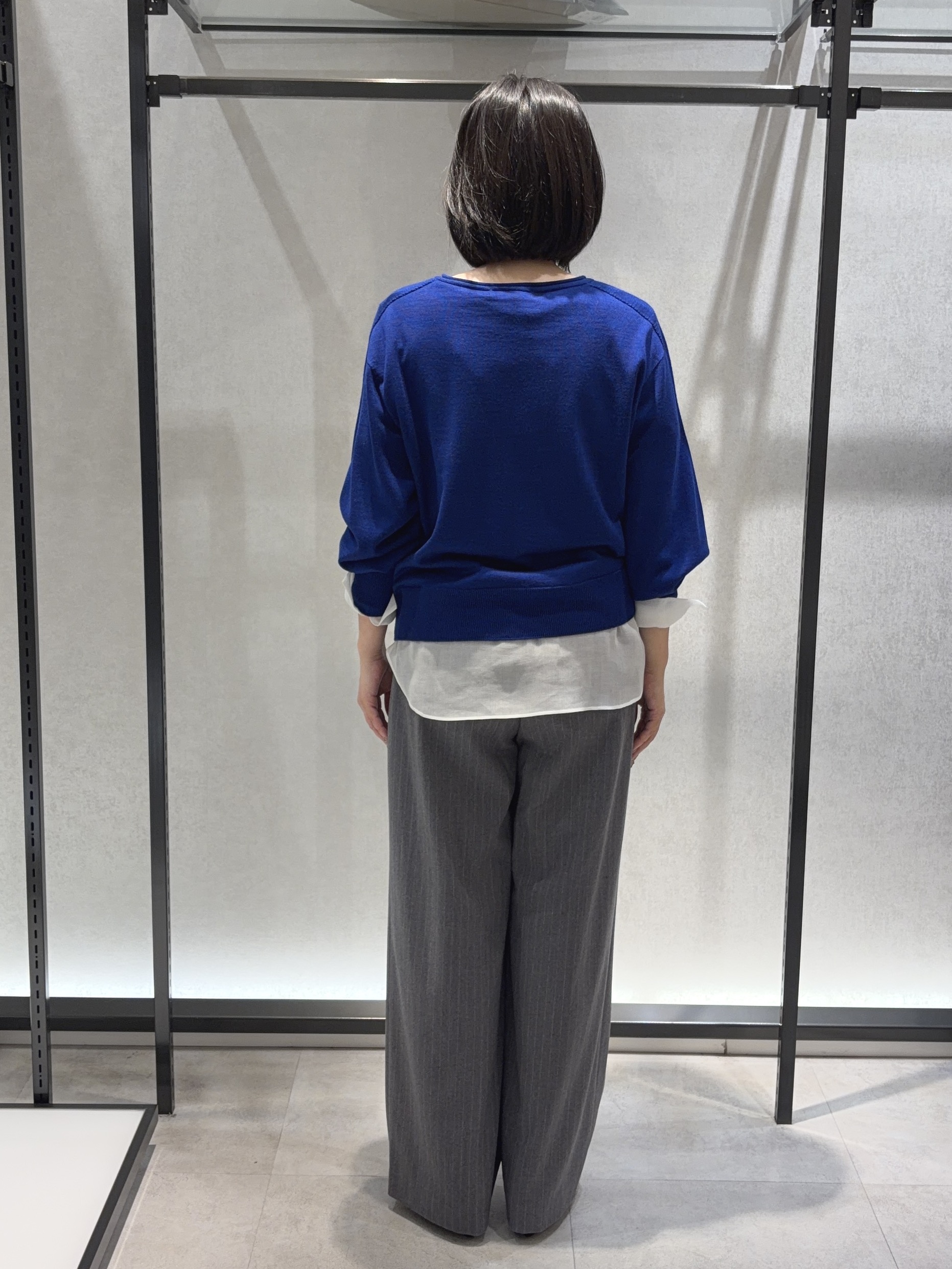 わたなべさんの「UNTITLED｜【大人の抜け感/8色展開】ボリュームスリーブニットプルオーバー」を使ったコーディネート